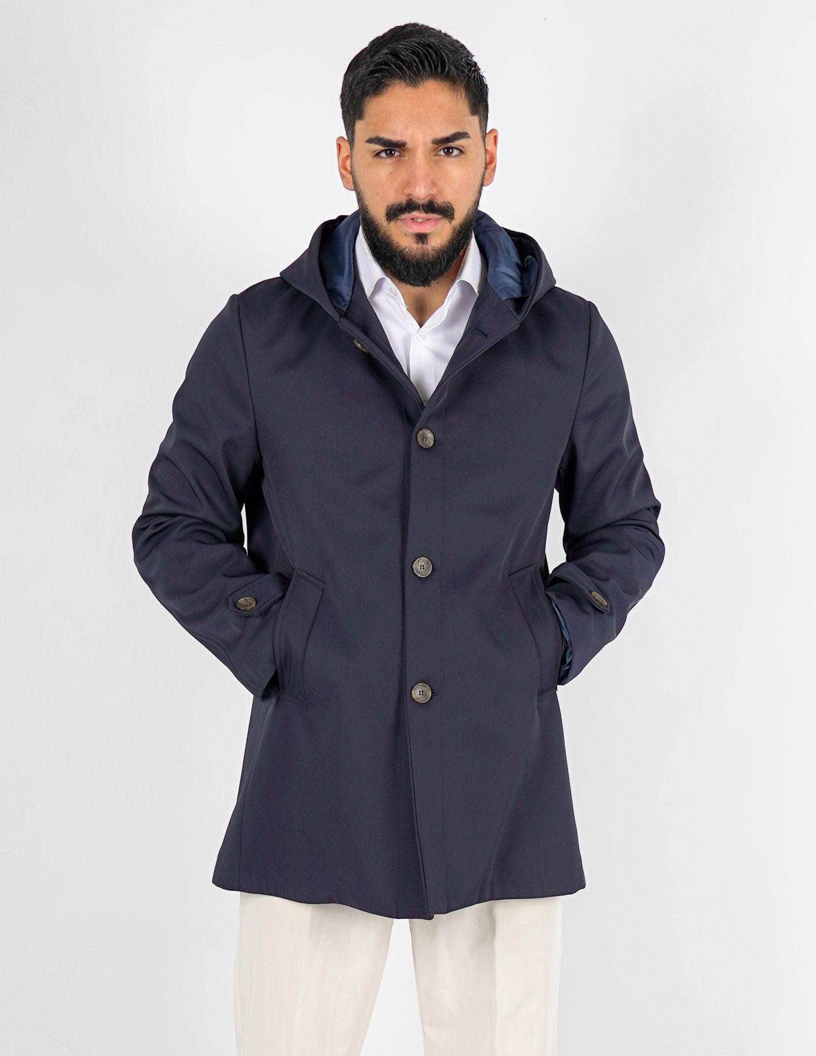 Trench uomo imbottito con cappuccio