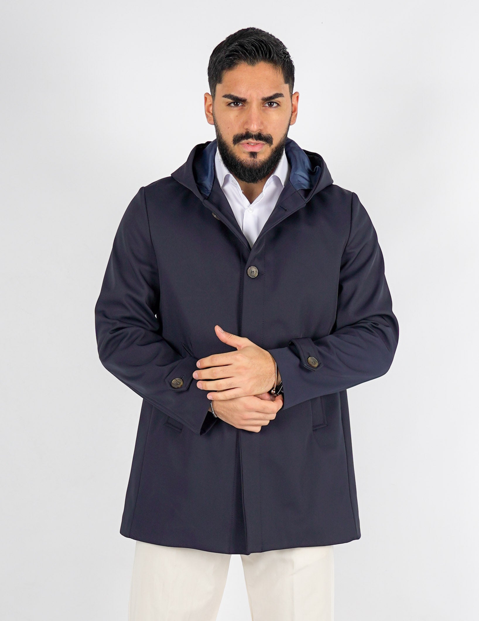 Trench uomo imbottito con cappuccio