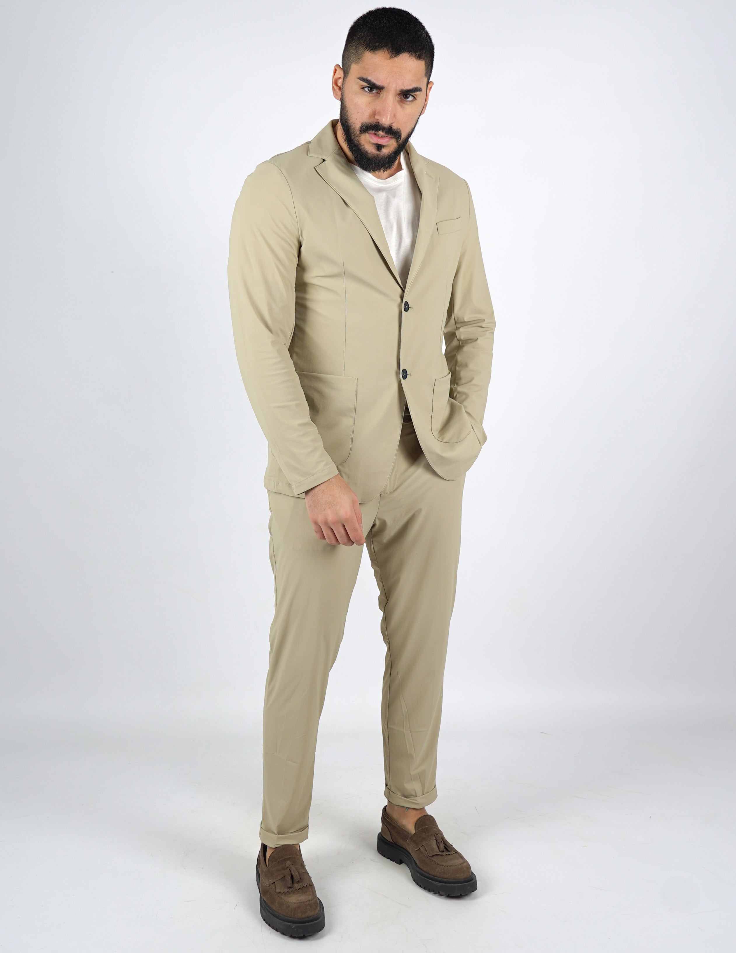 ABITO UOMO MONOPETTO EXTRA LIGHT "NO STIRO"