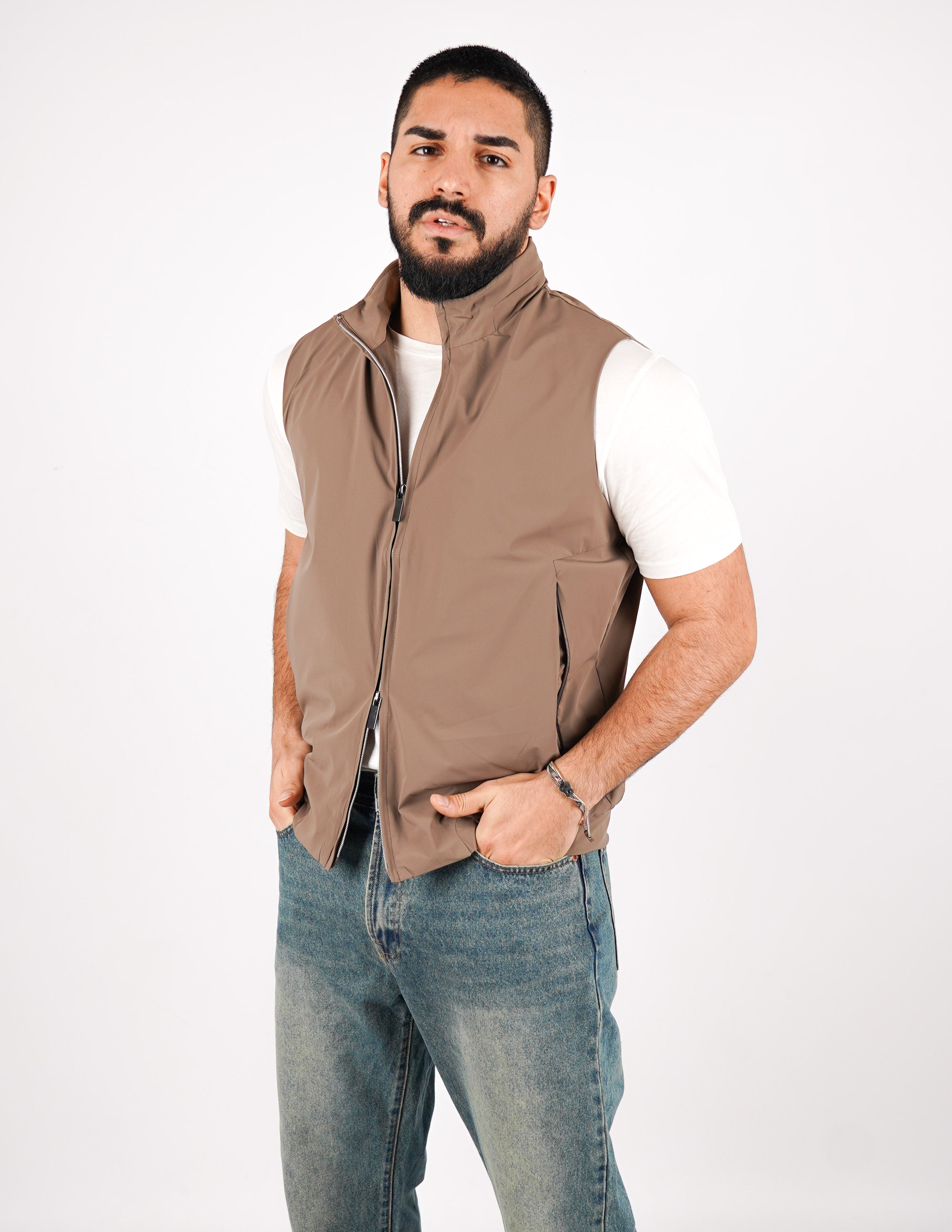 GILET SMANICATO EXTRA LIGHT NO STIRO