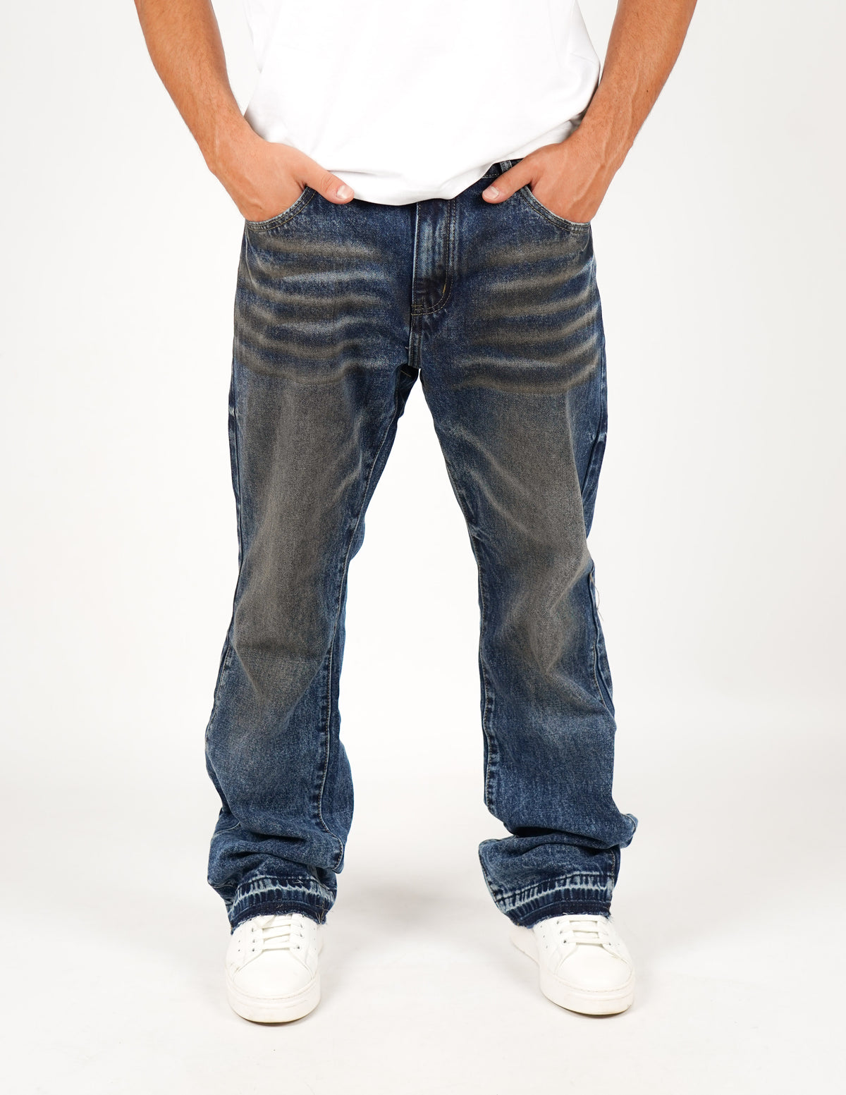 JEANS FLARE CINQUE TASCHE