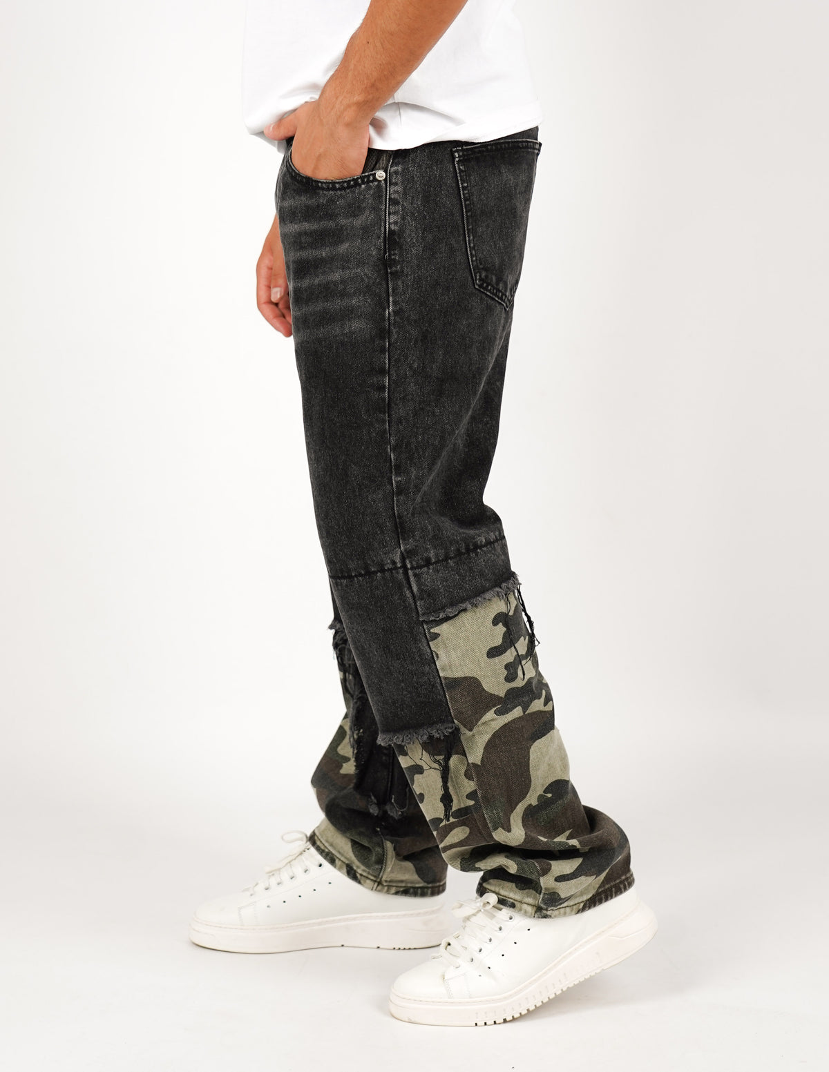 JEANS NERO FONDO MILITARE