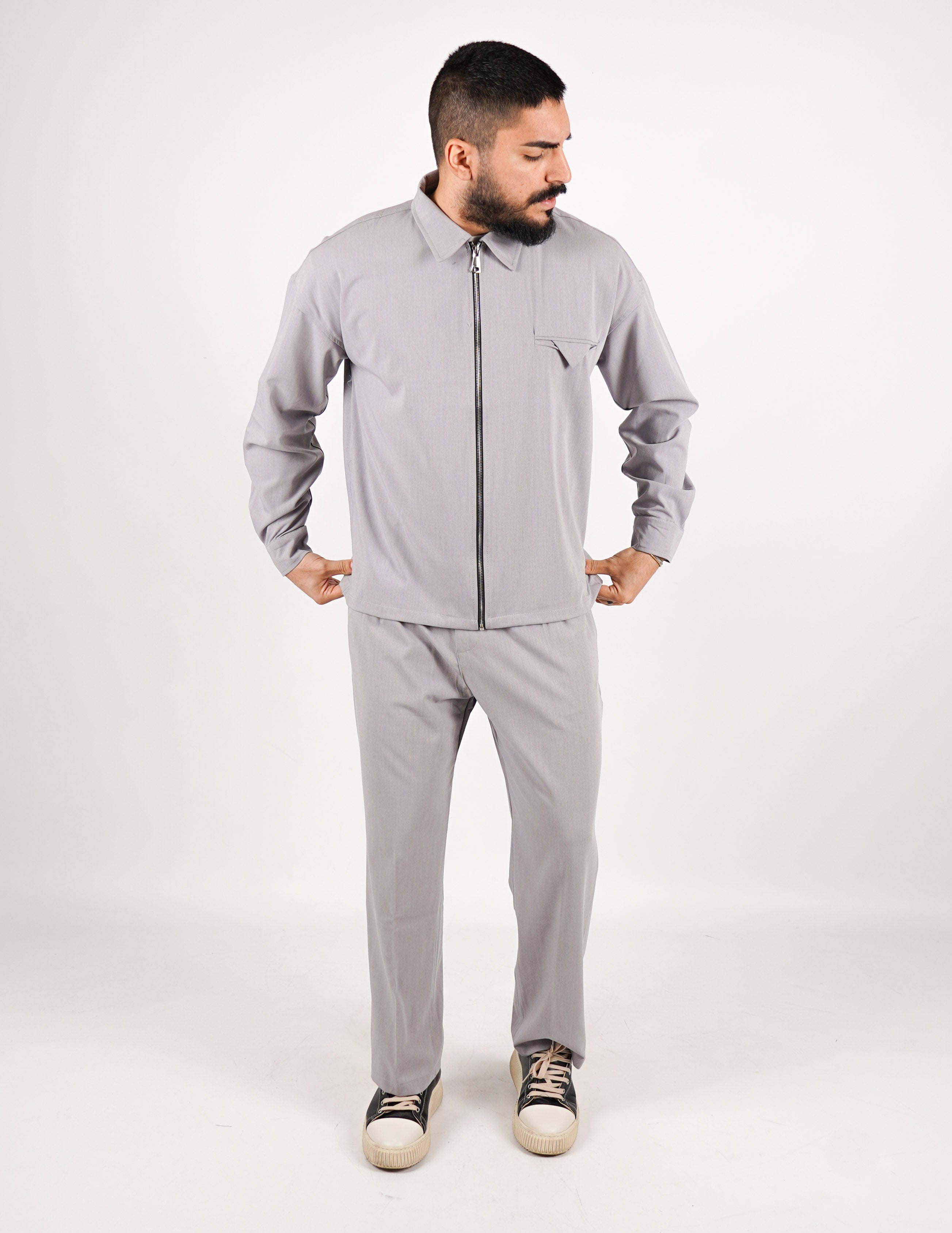 COORDINATO CON ZIP TINTA UNITA