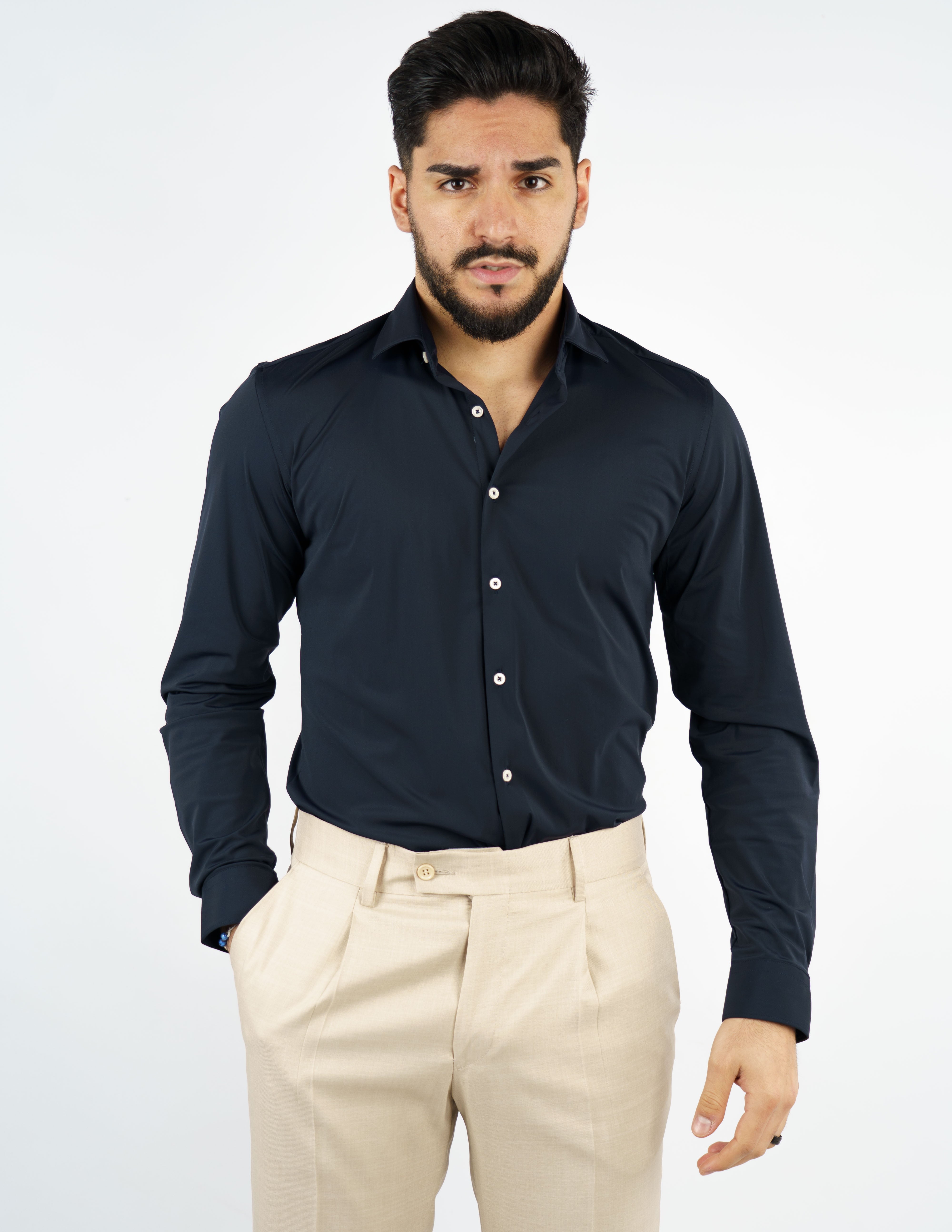 CAMICIA UOMO EXTRA LIGHT TESSUTO NO STIRO