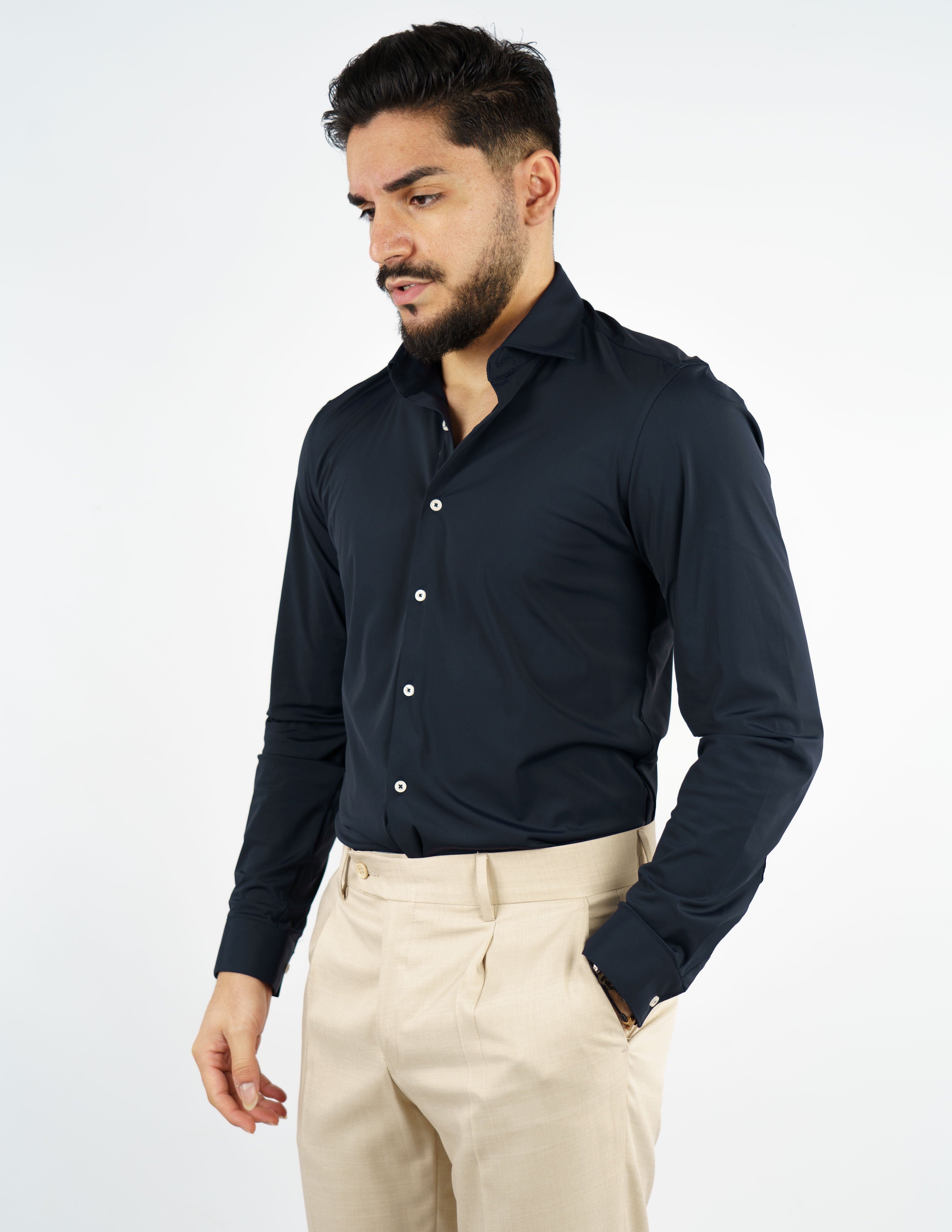 CAMICIA UOMO EXTRA LIGHT TESSUTO NO STIRO