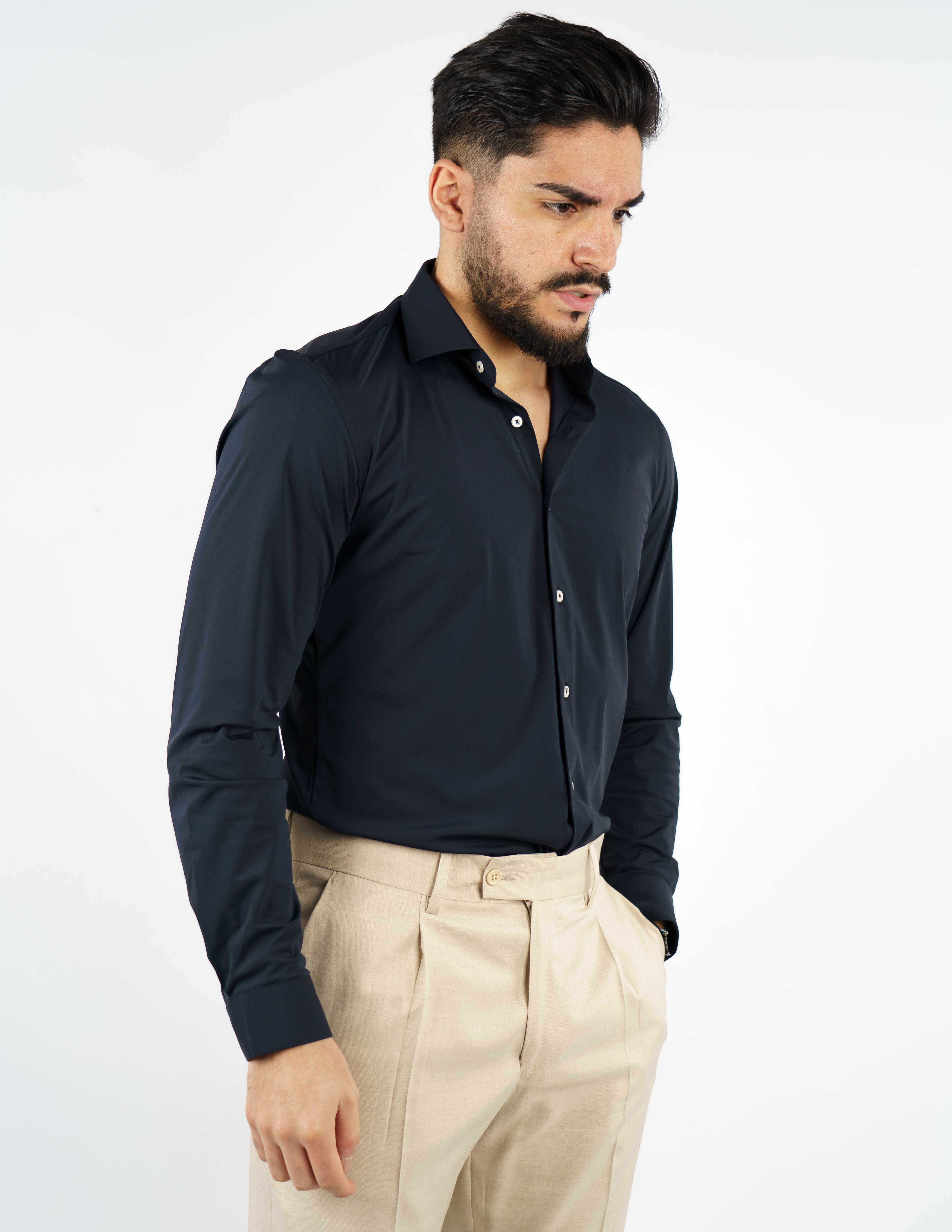 CAMICIA UOMO EXTRA LIGHT TESSUTO NO STIRO