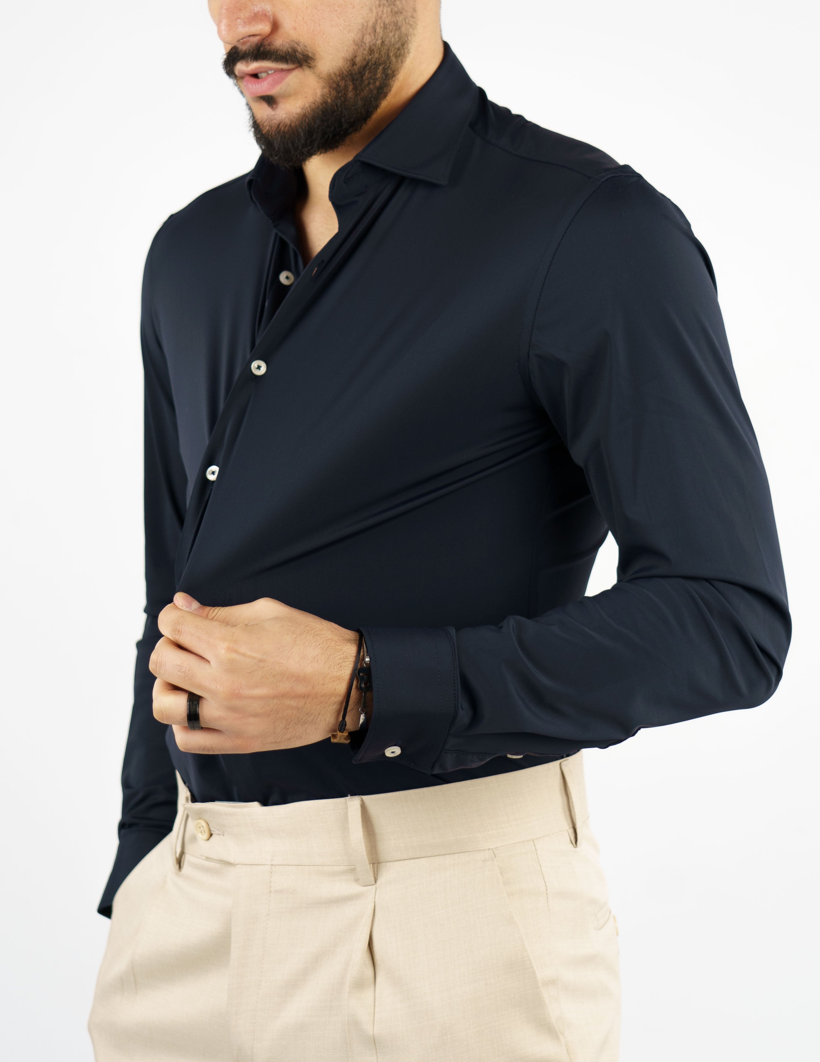 CAMICIA UOMO EXTRA LIGHT TESSUTO NO STIRO