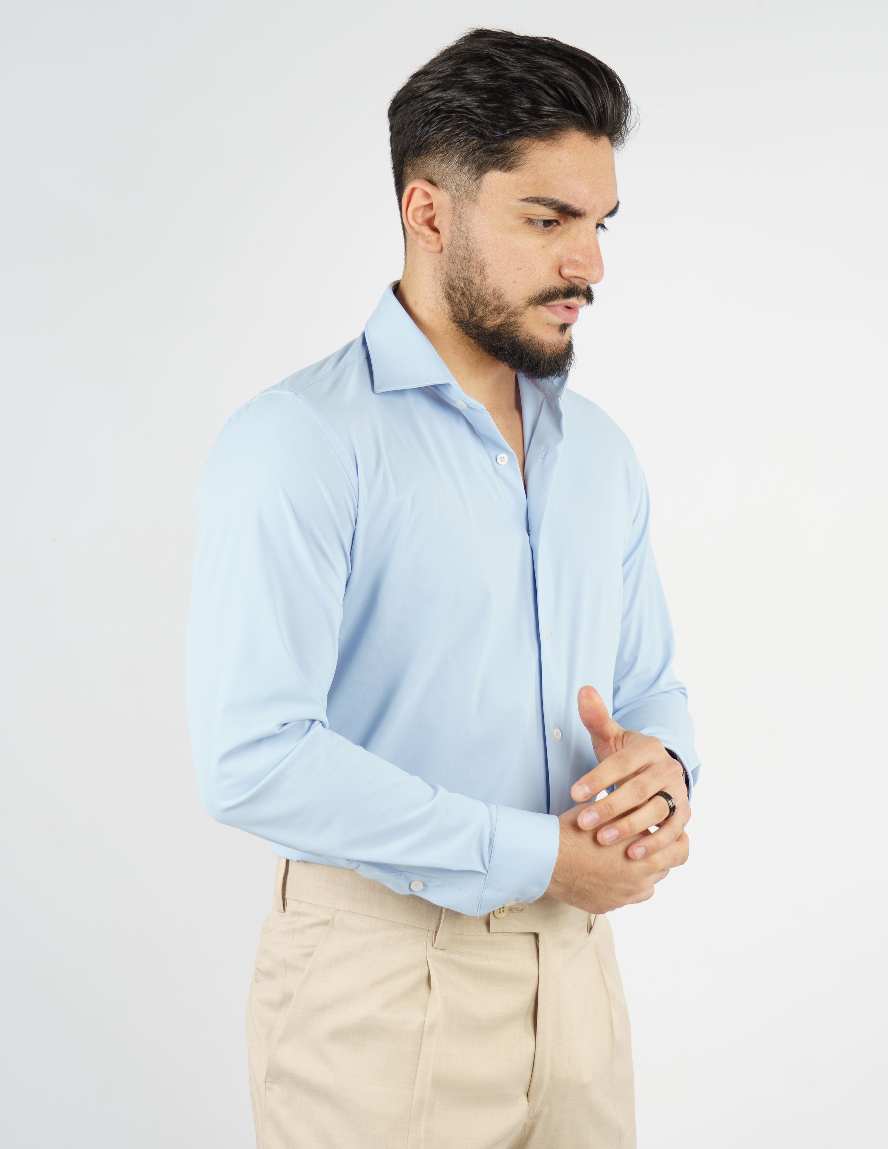CAMICIA UOMO EXTRA LIGHT TESSUTO NO STIRO