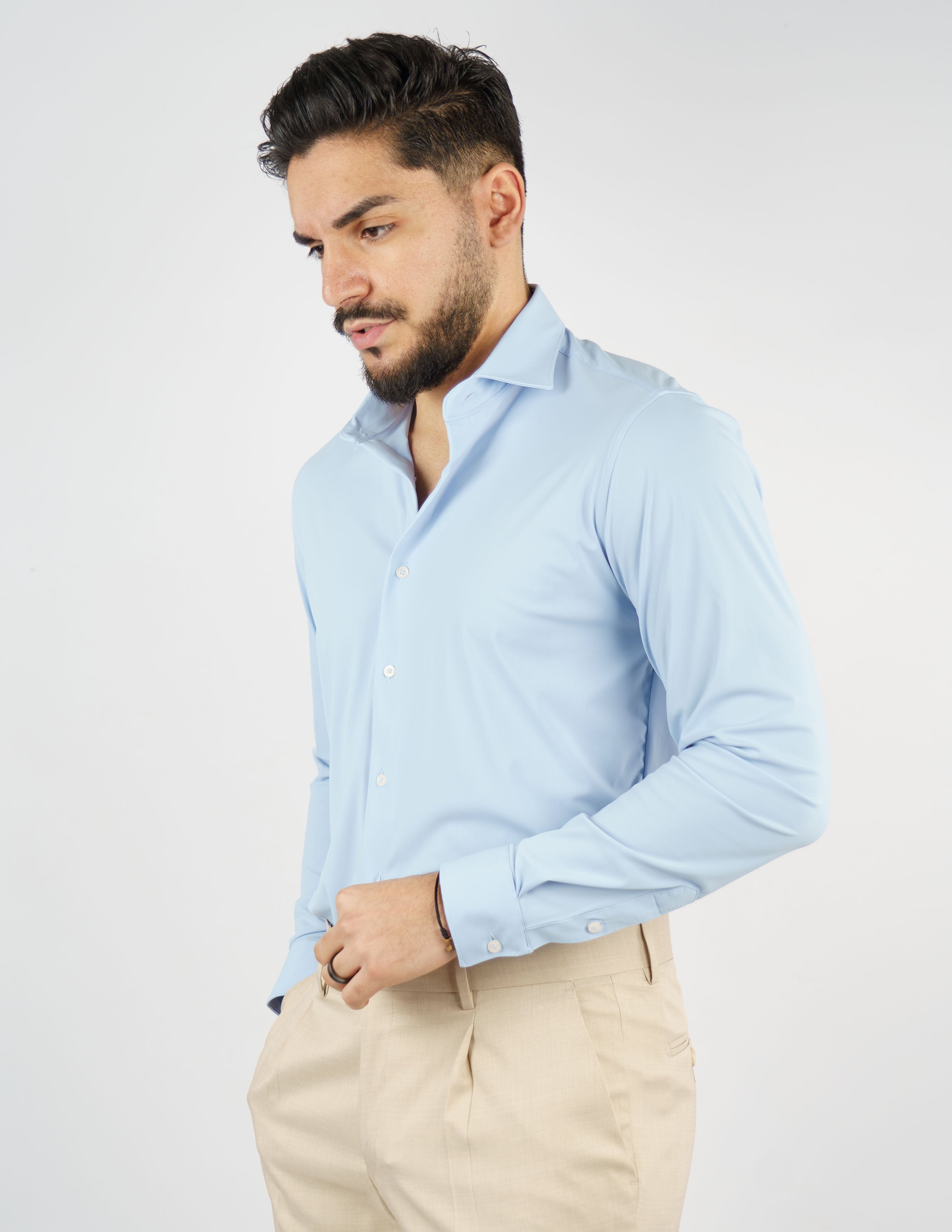 CAMICIA UOMO EXTRA LIGHT TESSUTO NO STIRO