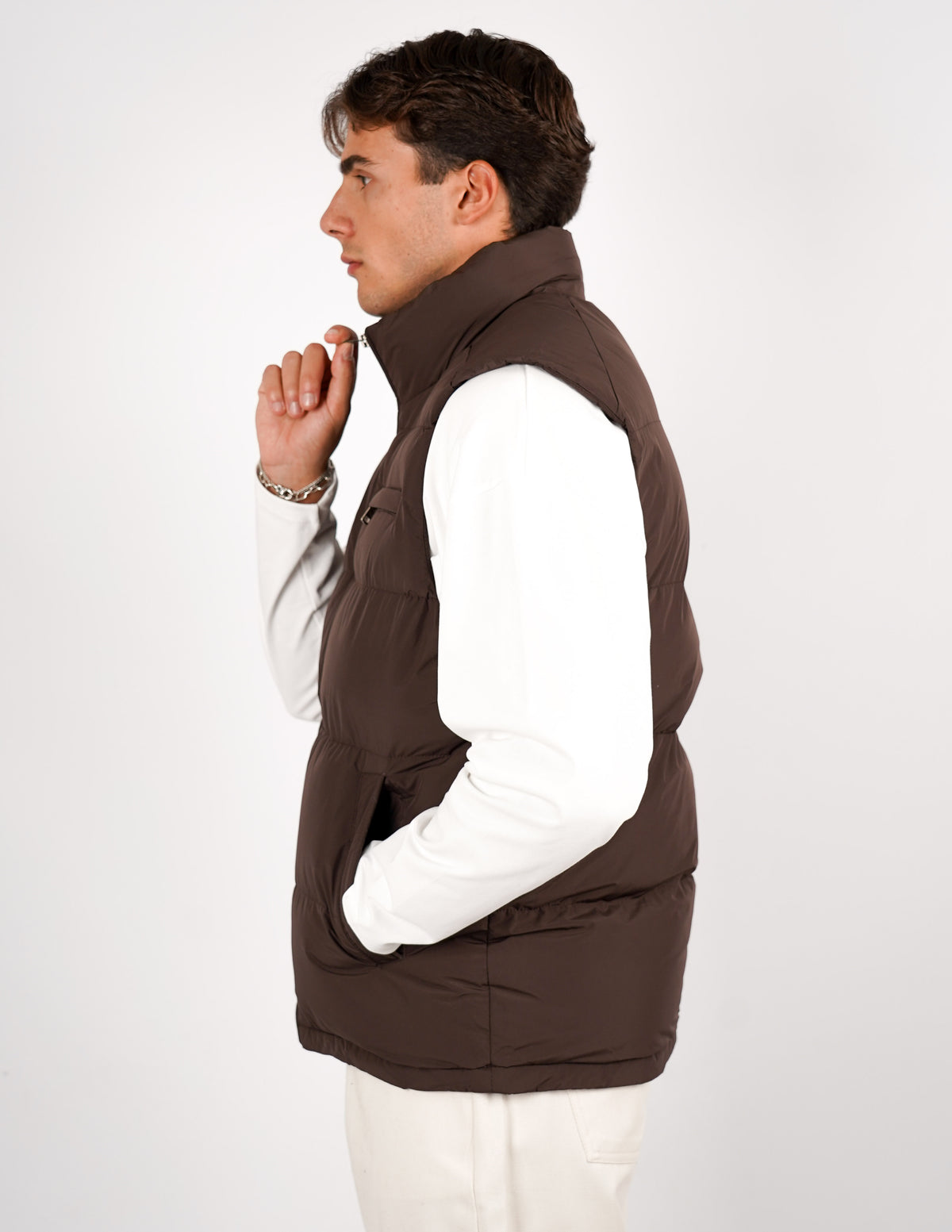 SMANICATO IMBOTTITO CON ZIP