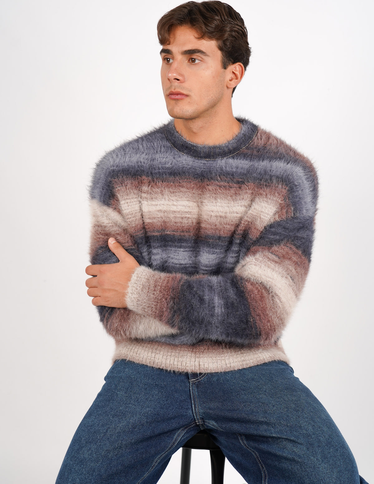 MAGLIONE CROP FIT SU TESSUTO MORBIDO