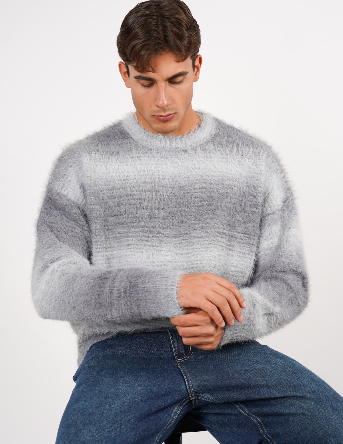 MAGLIONE CROP FIT SU TESSUTO MORBIDO