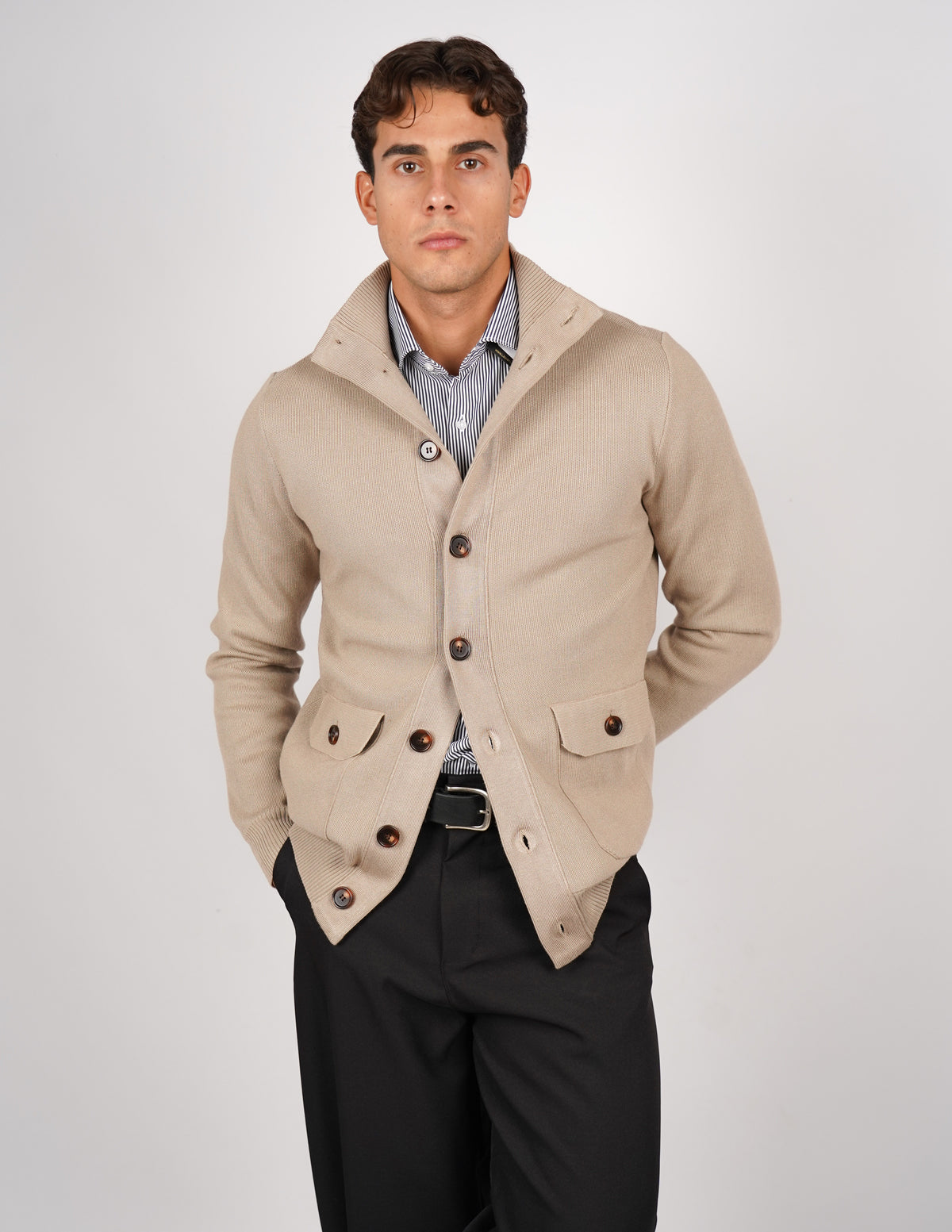 CARDIGAN CON BOTTONI MANICA LUNGA