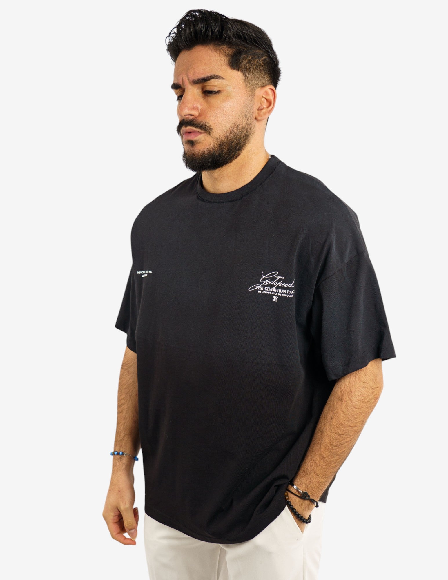 t-shirt over slavata