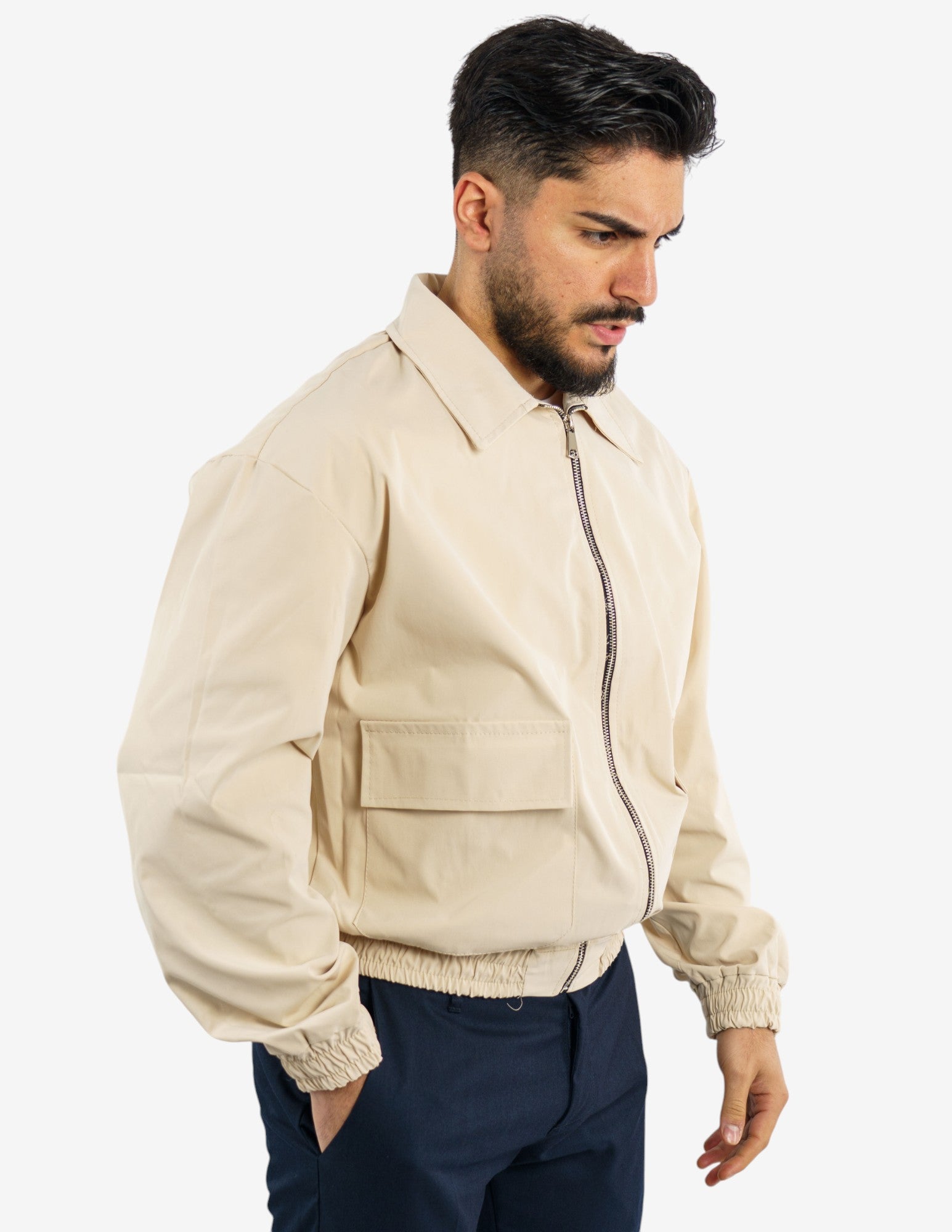 giubbino leggero con collo