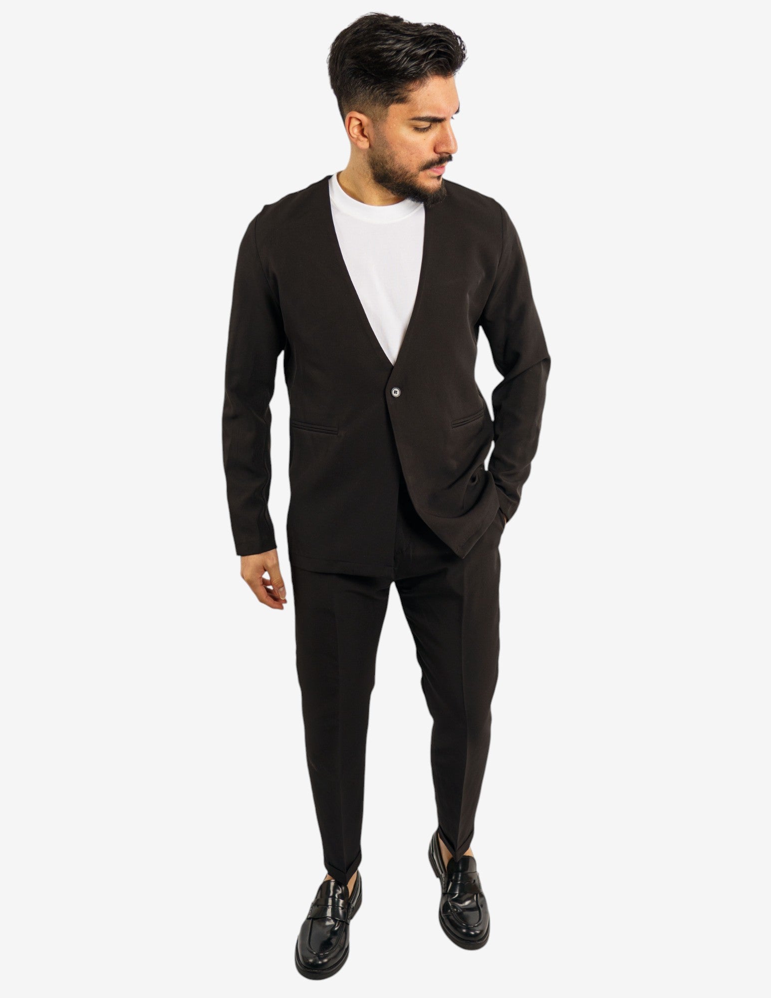 abito monopetto casual