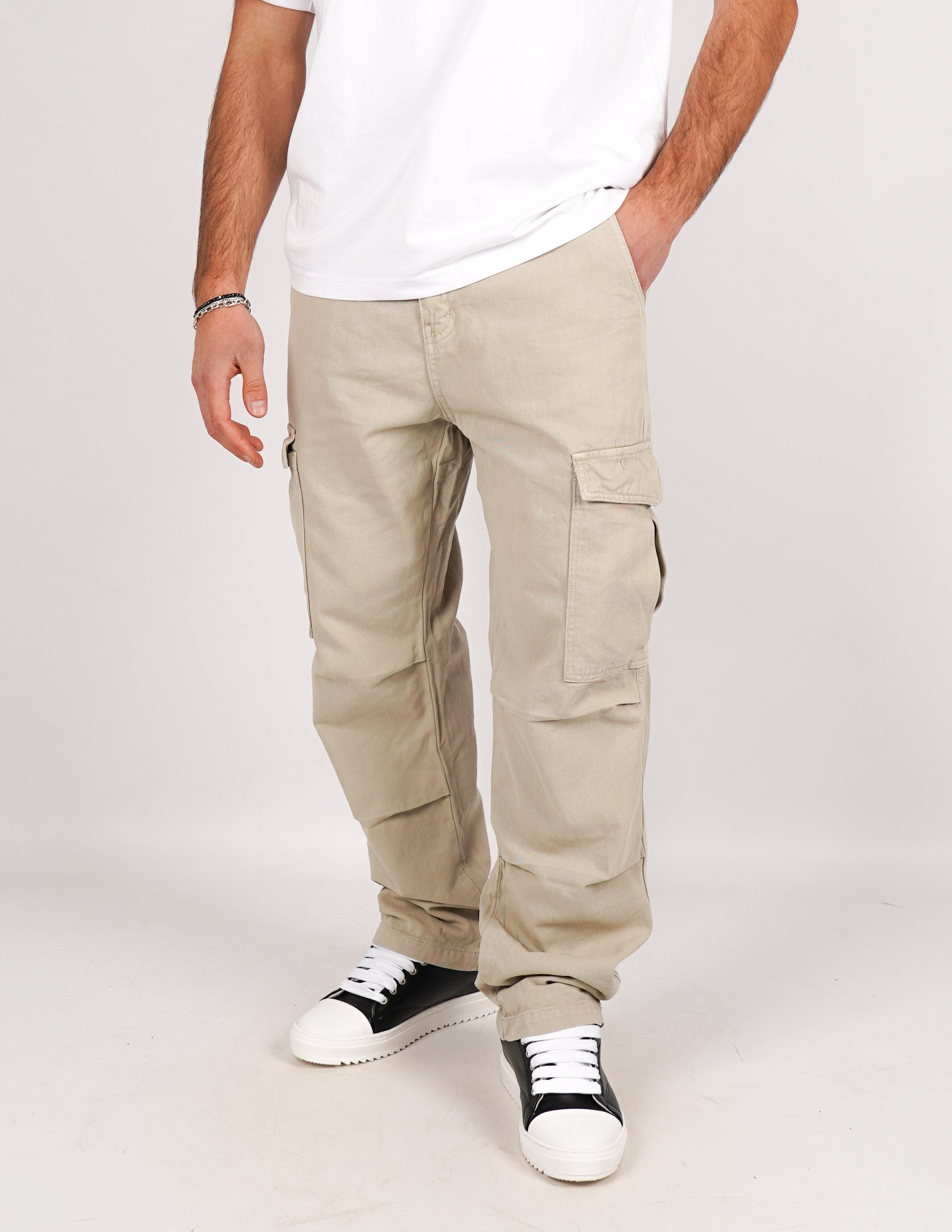 JEANS CARGO TINTA UNITA