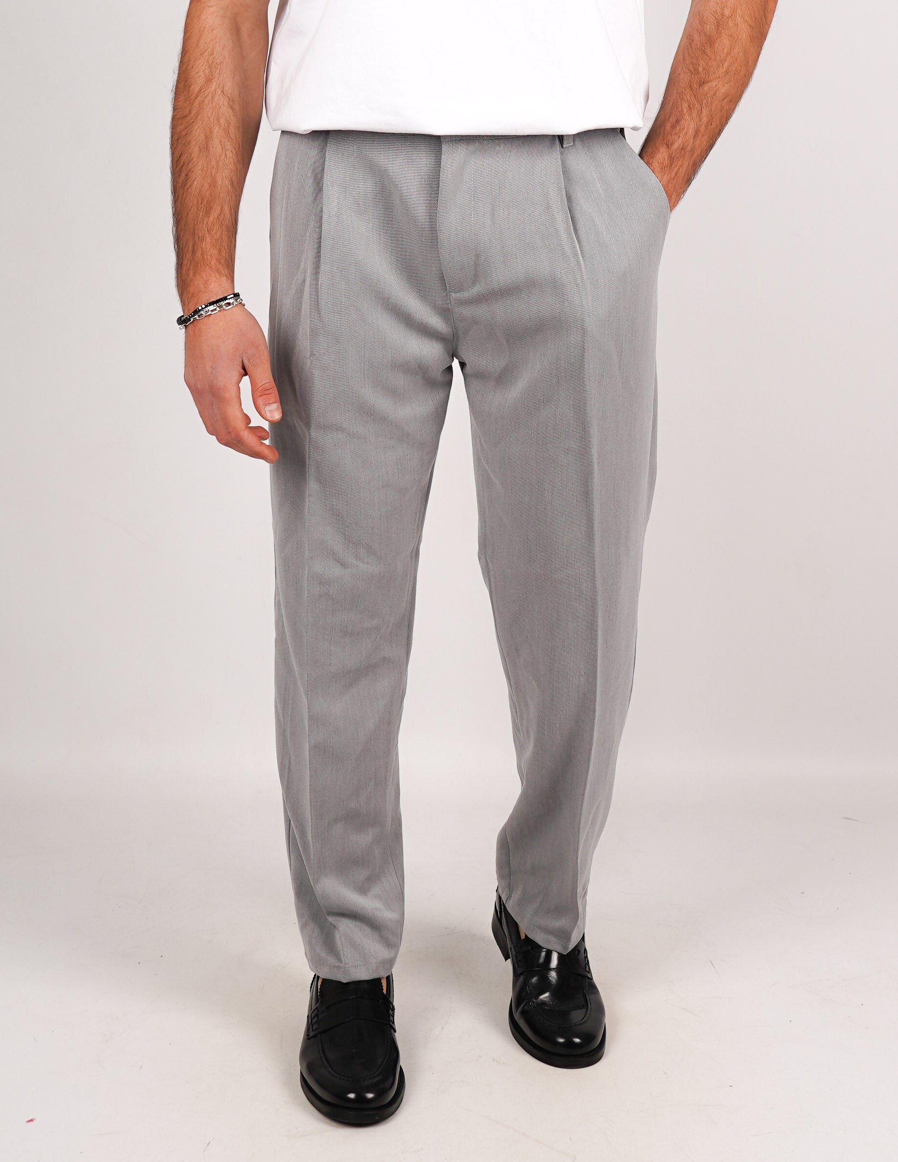 Pantalone REGULAR con pence