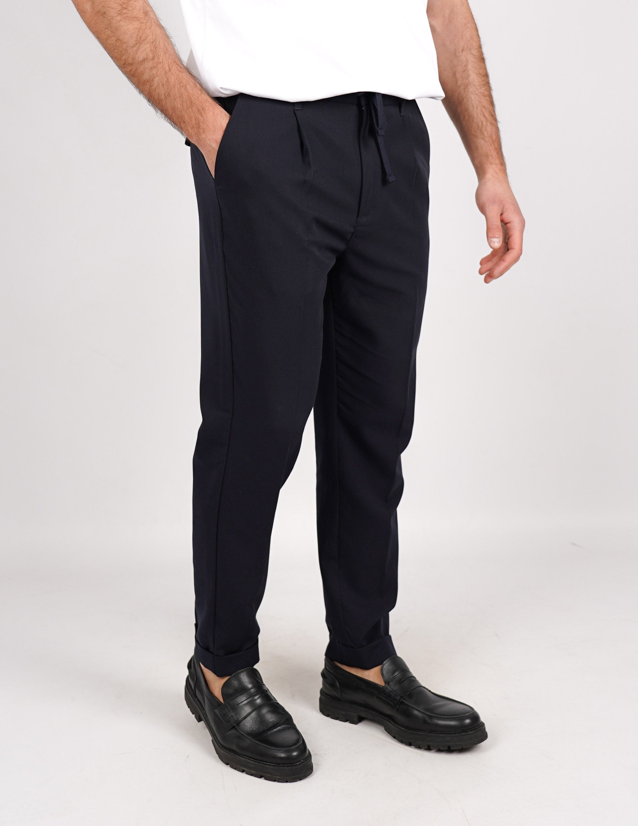 PANTALONE SLIM FIT TINTA UNITA