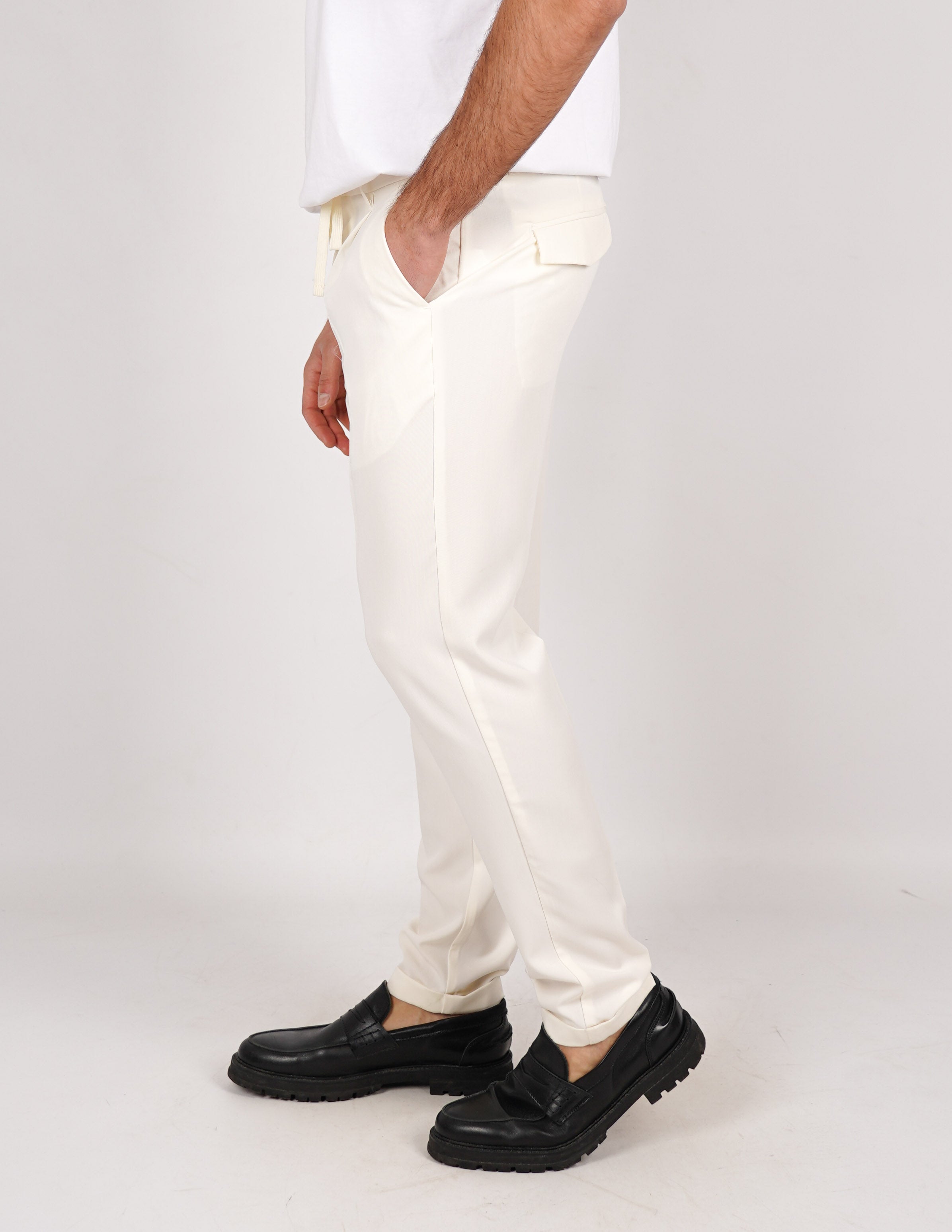PANTALONE SLIM FIT TINTA UNITA