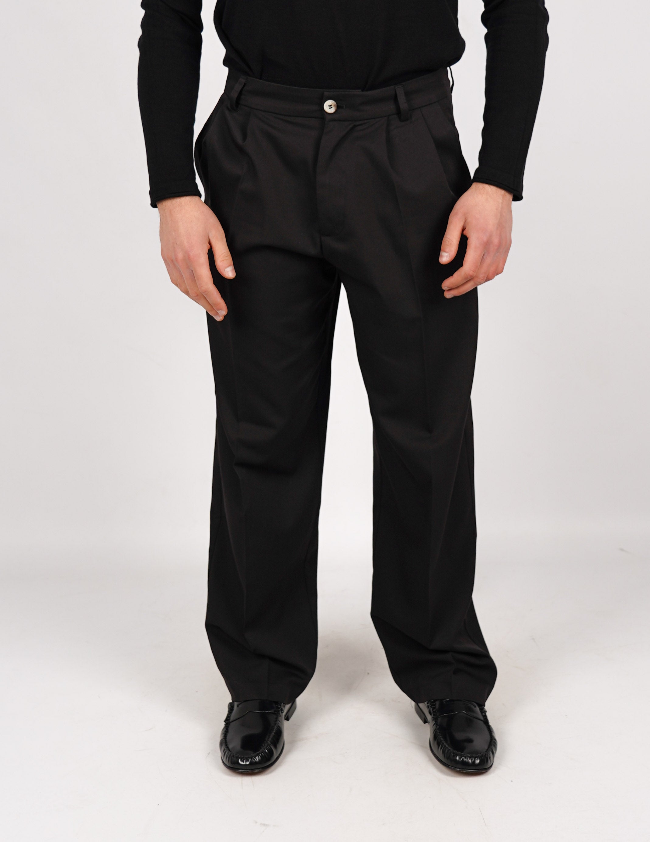 PANTALONE ELAGANTE FONDO AMPIO