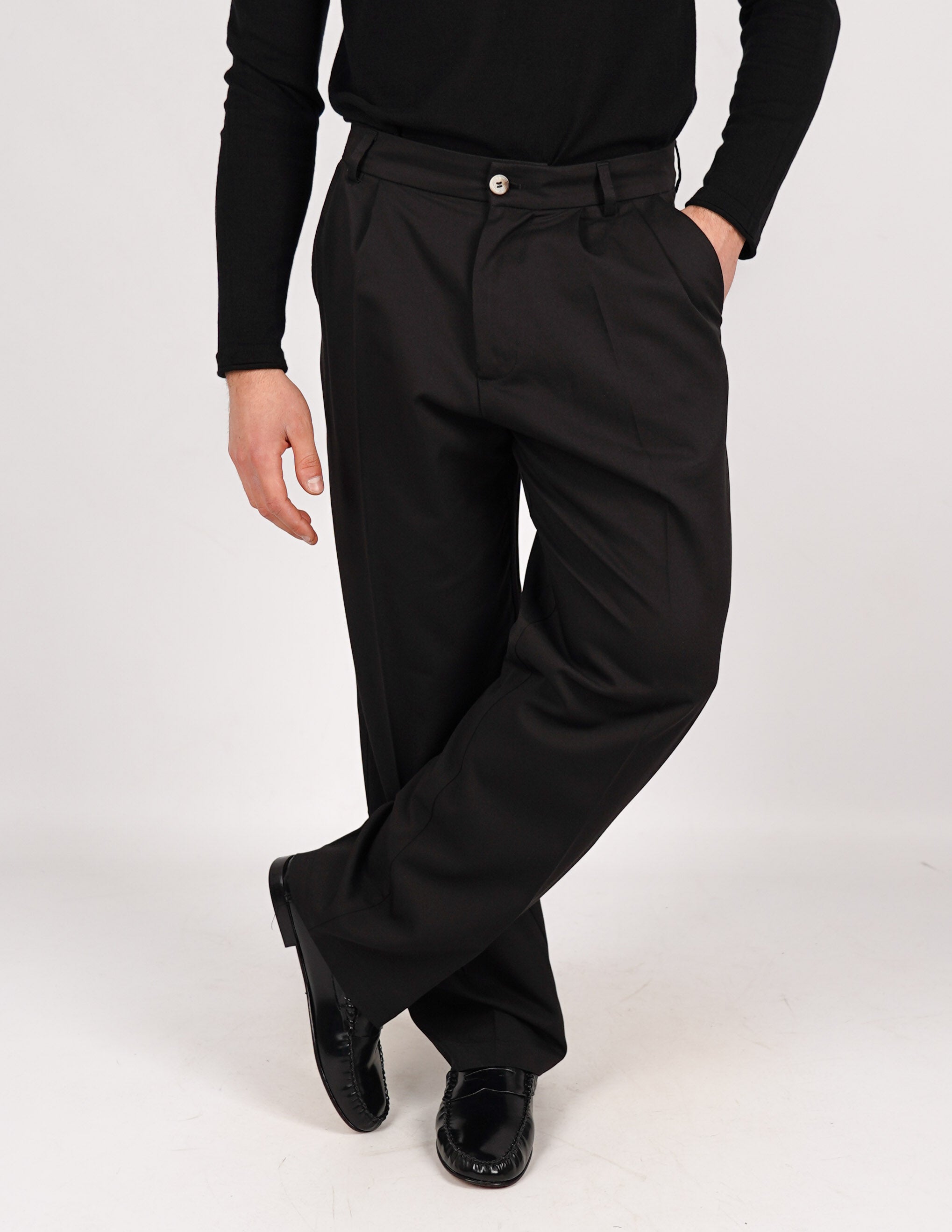 PANTALONE ELAGANTE FONDO AMPIO