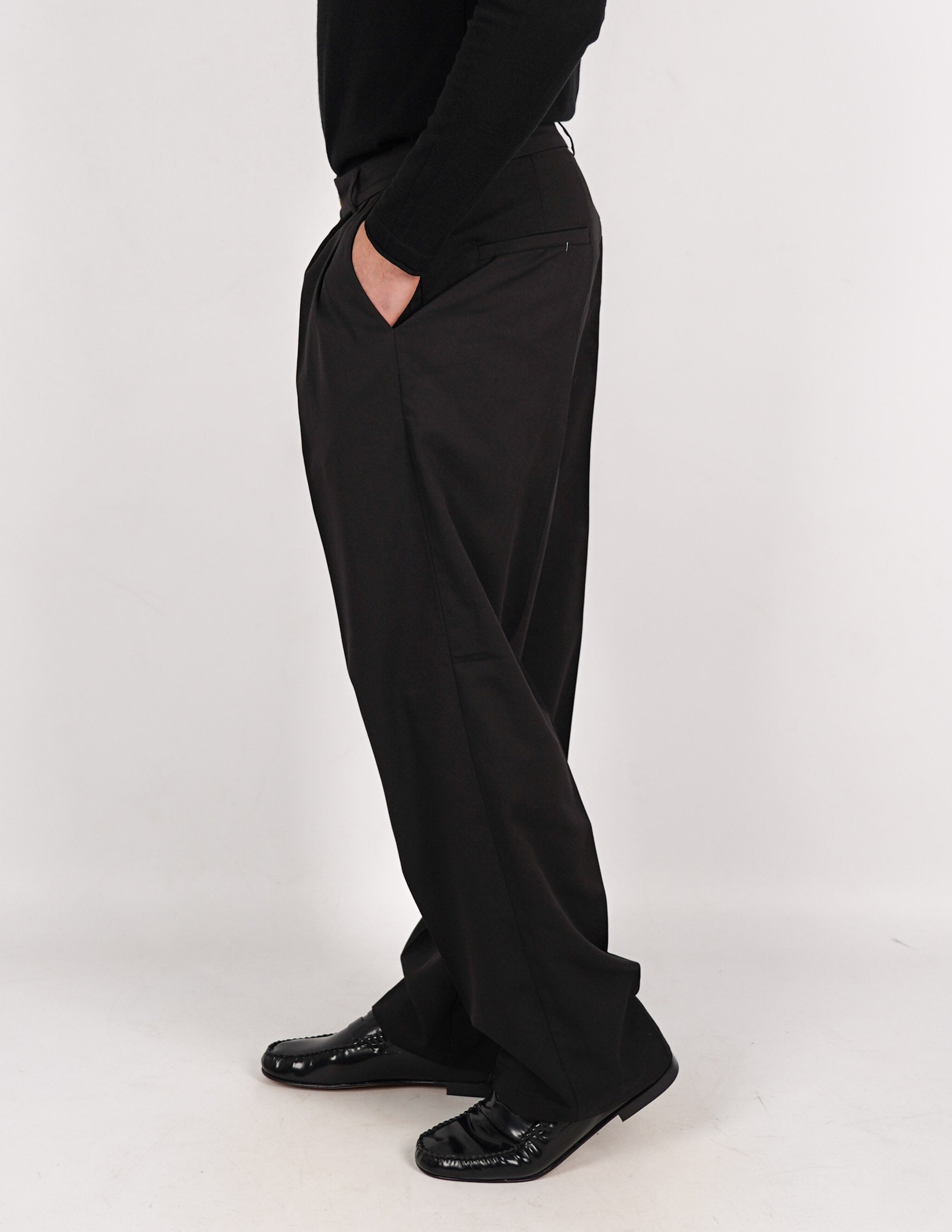 PANTALONE ELAGANTE FONDO AMPIO