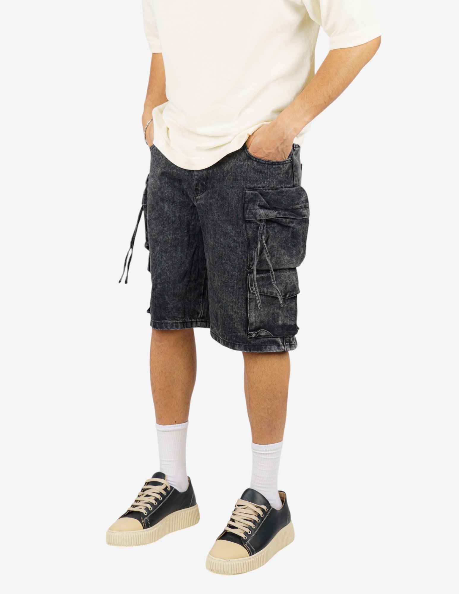 bermuda in denim cargo