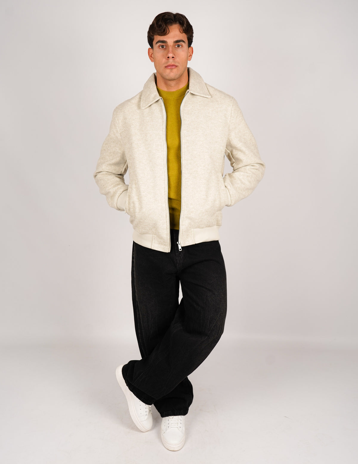 GIUBBINO IN PANNO CON TASCA A FILO