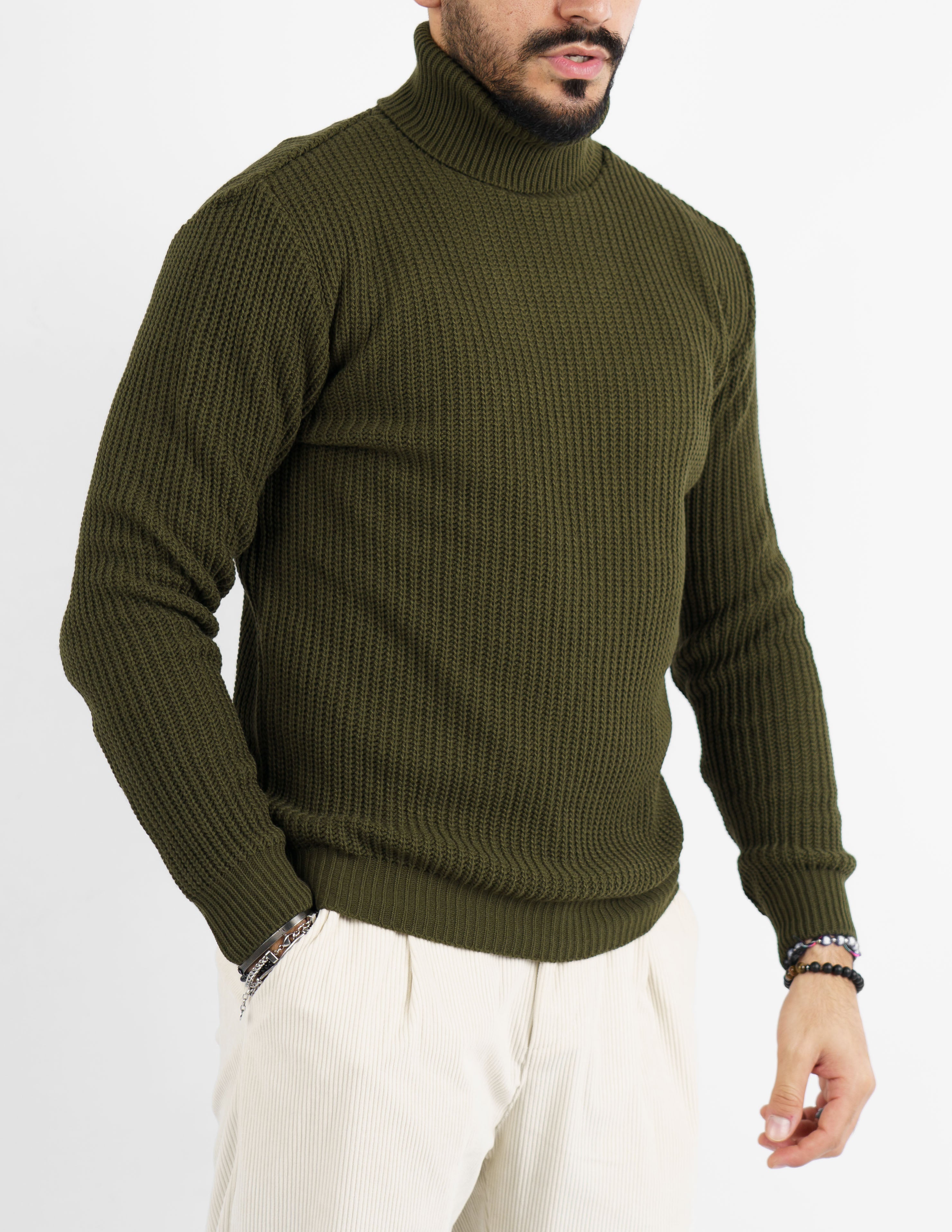 maglione dolcevita in misto lana pesante