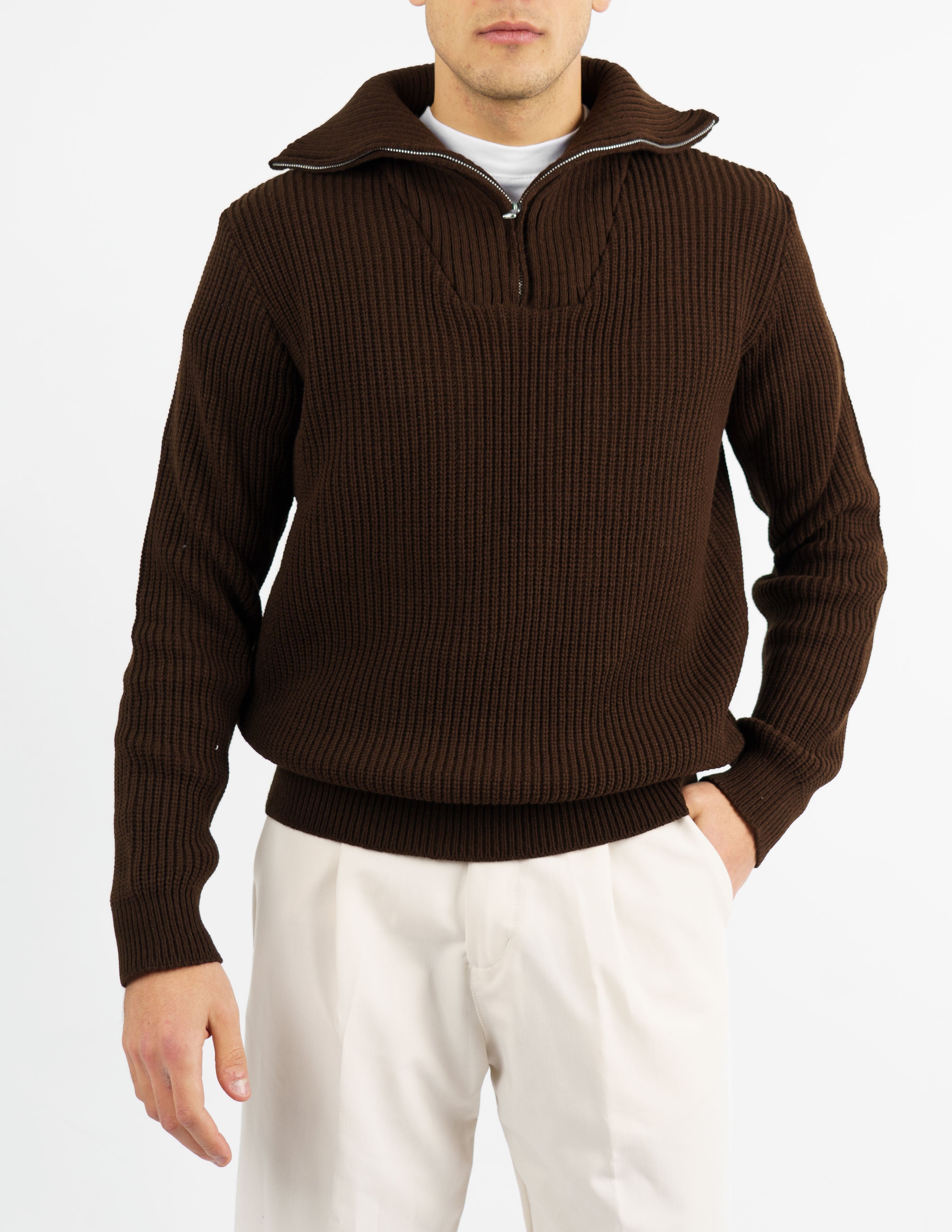 pullover con cerniera sul collo