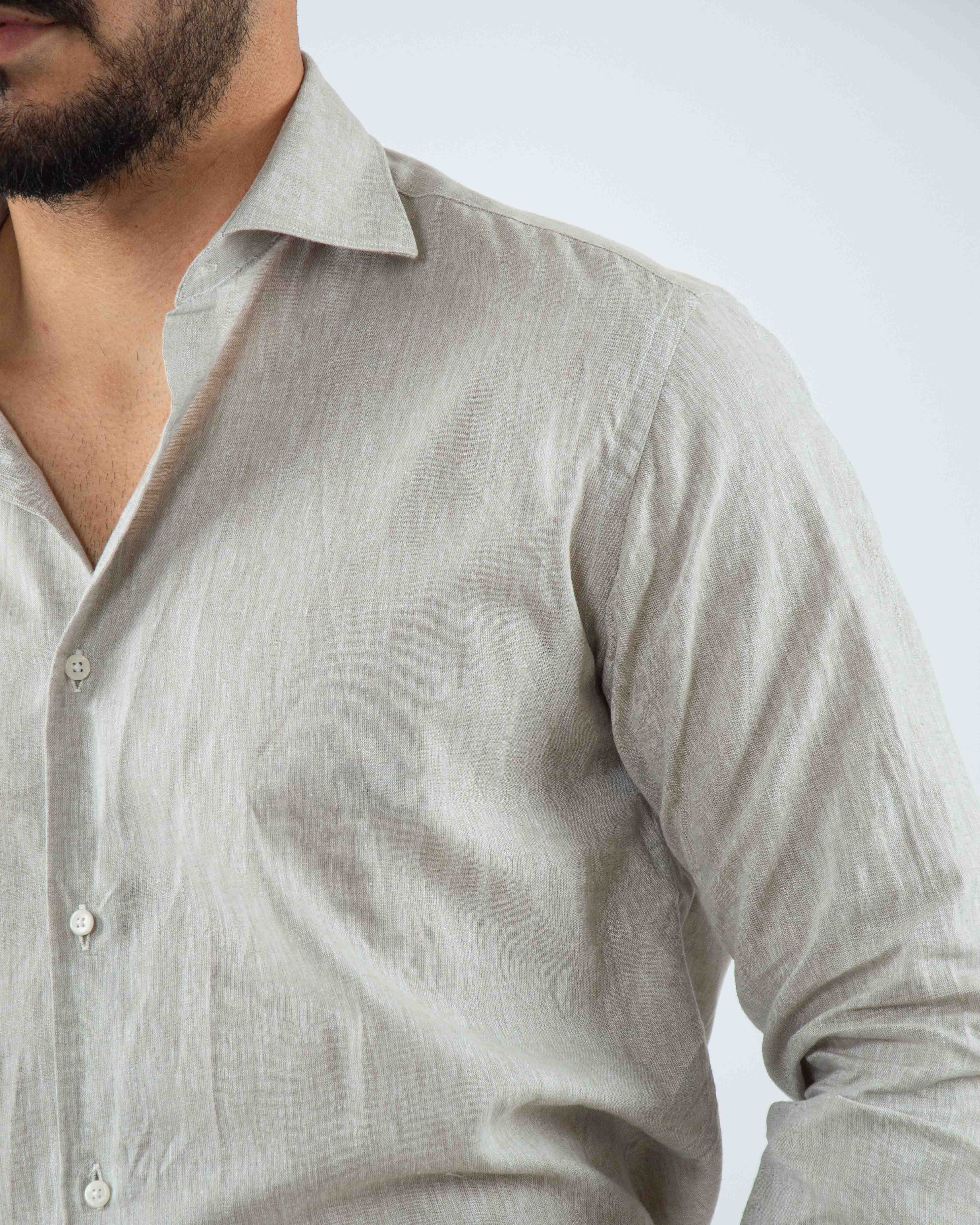 camicia uomo profumata in lino collo classico