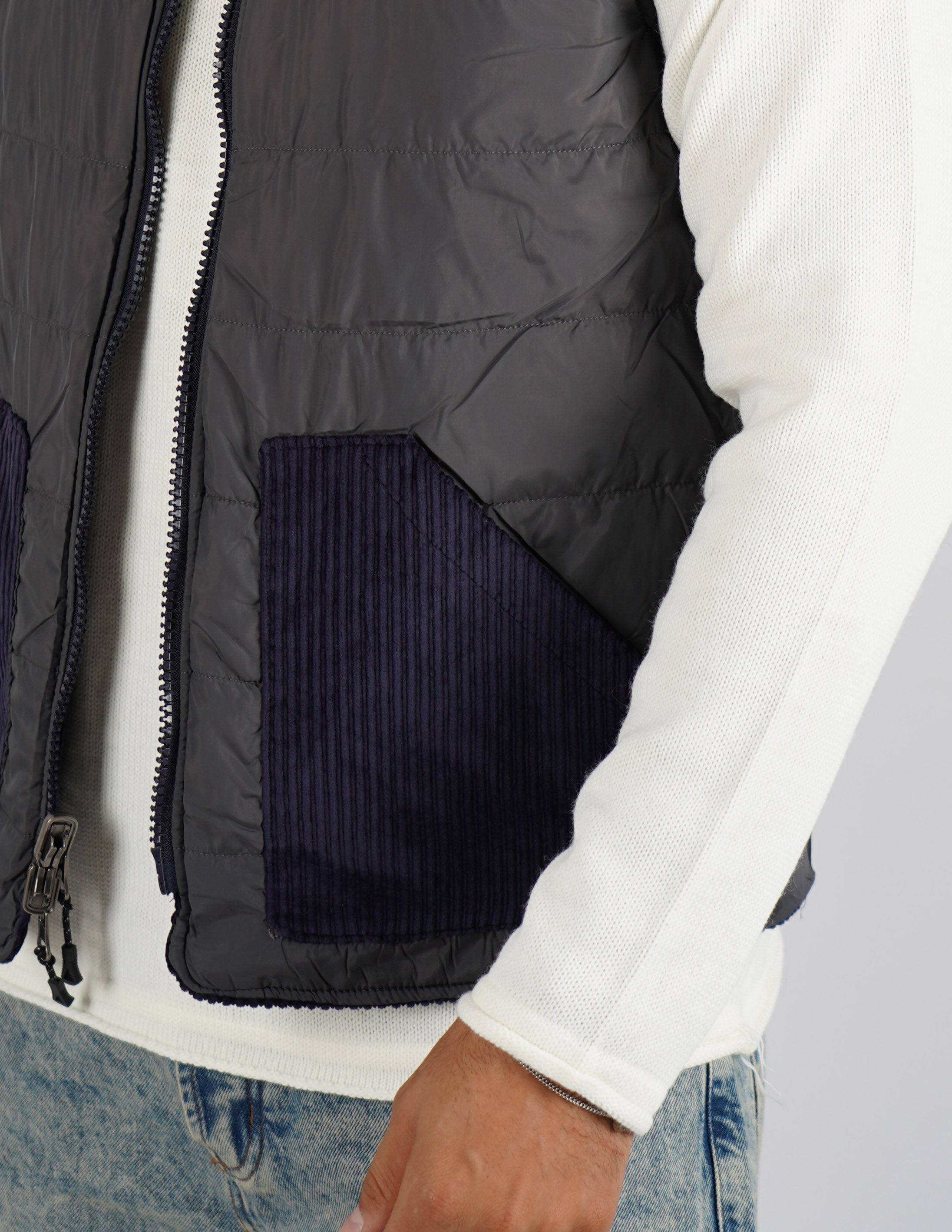 Gilet smanicato reversibile in velluto
