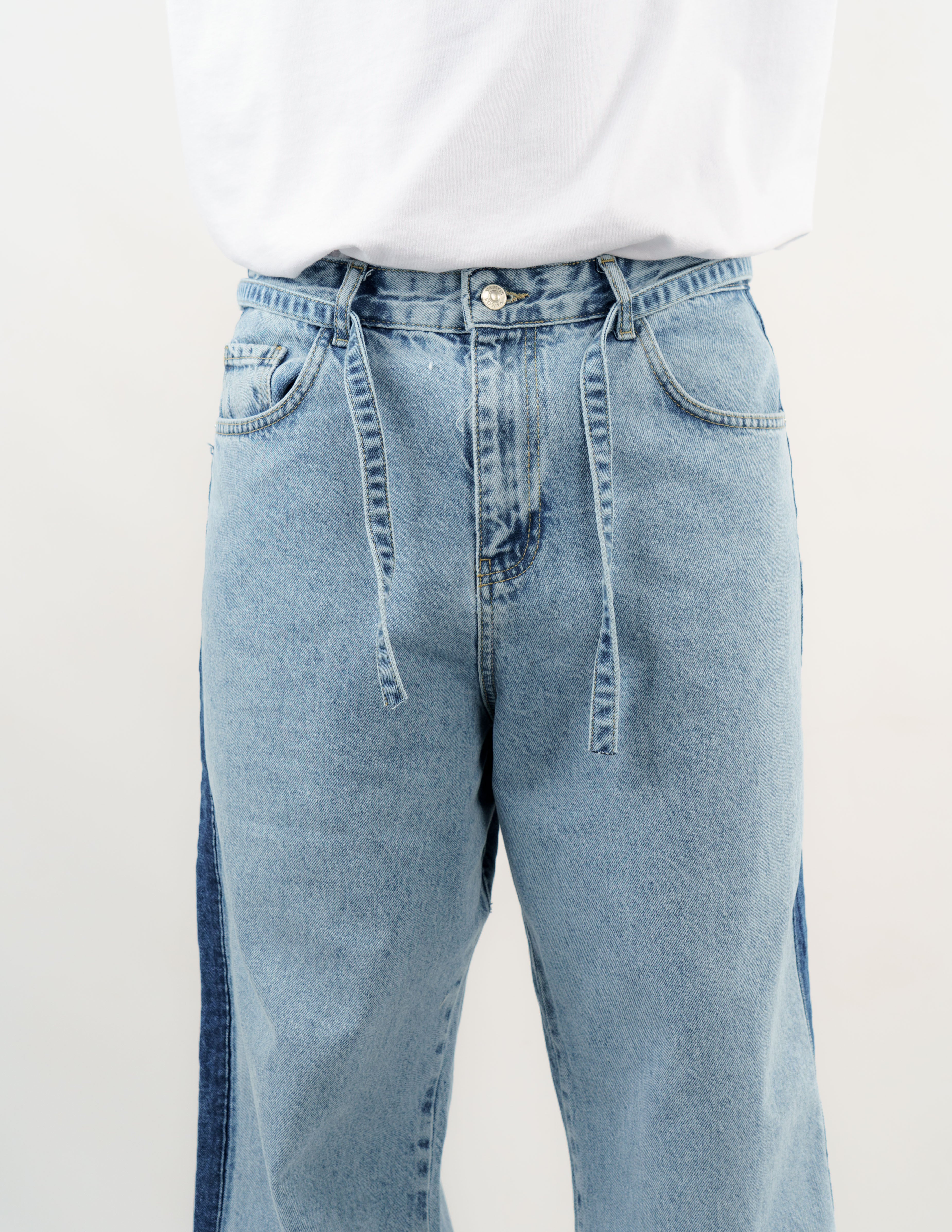 JEANS BAGGY FIT CON BANDE
