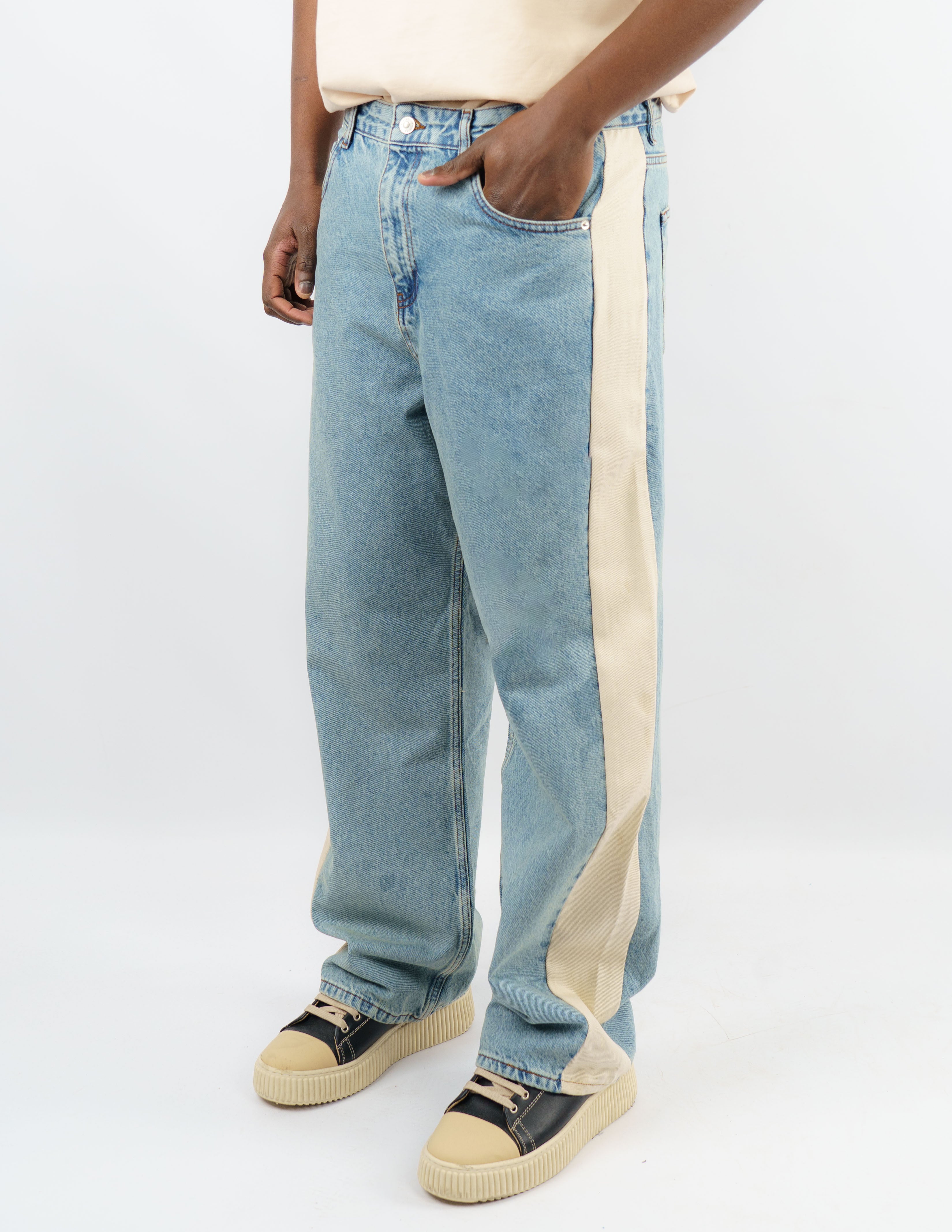 JEANS BAGGY FIT CON BANDE