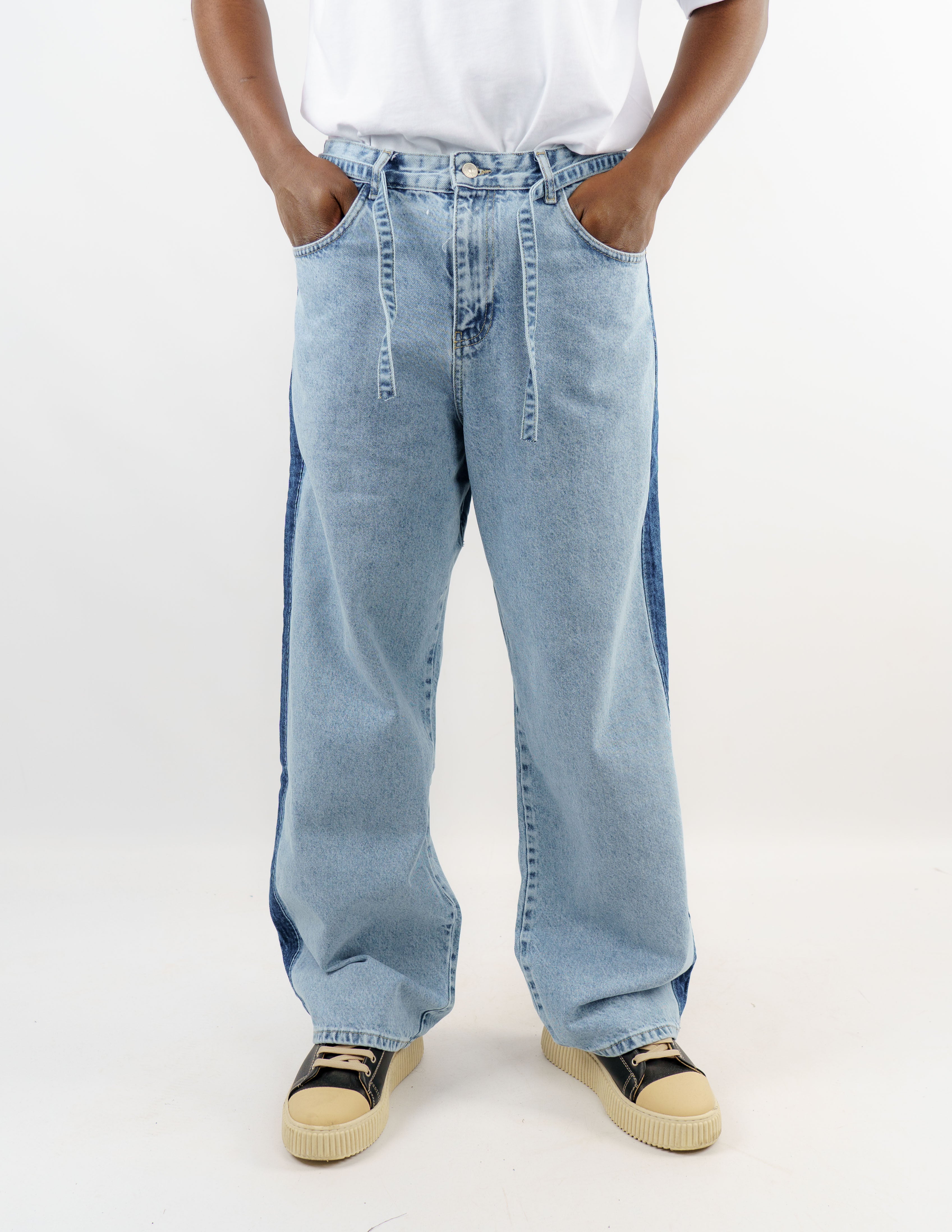 JEANS BAGGY FIT CON BANDE