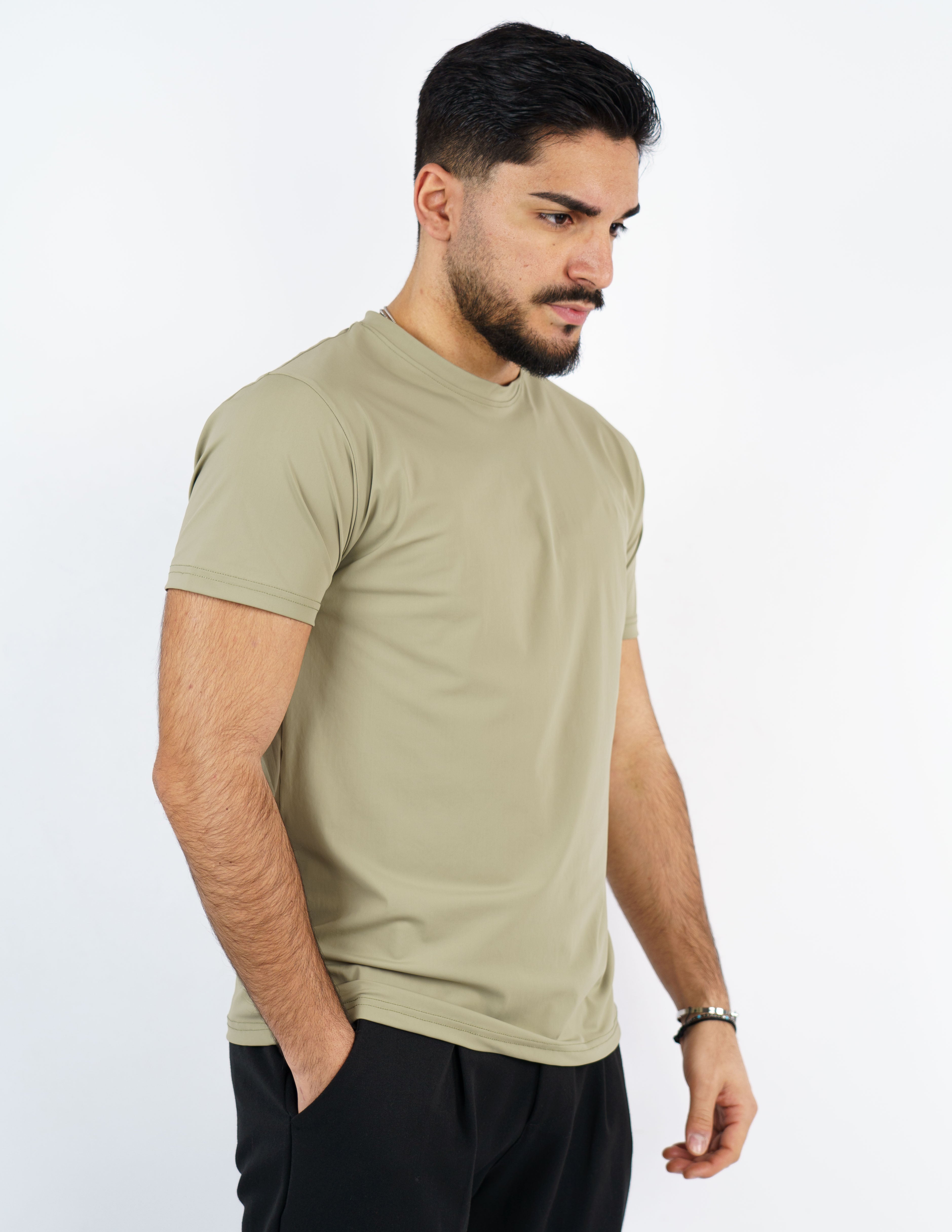 T-SHIRT UOMO EXTRA LIGHT TESSUTO "NO STIRO"
