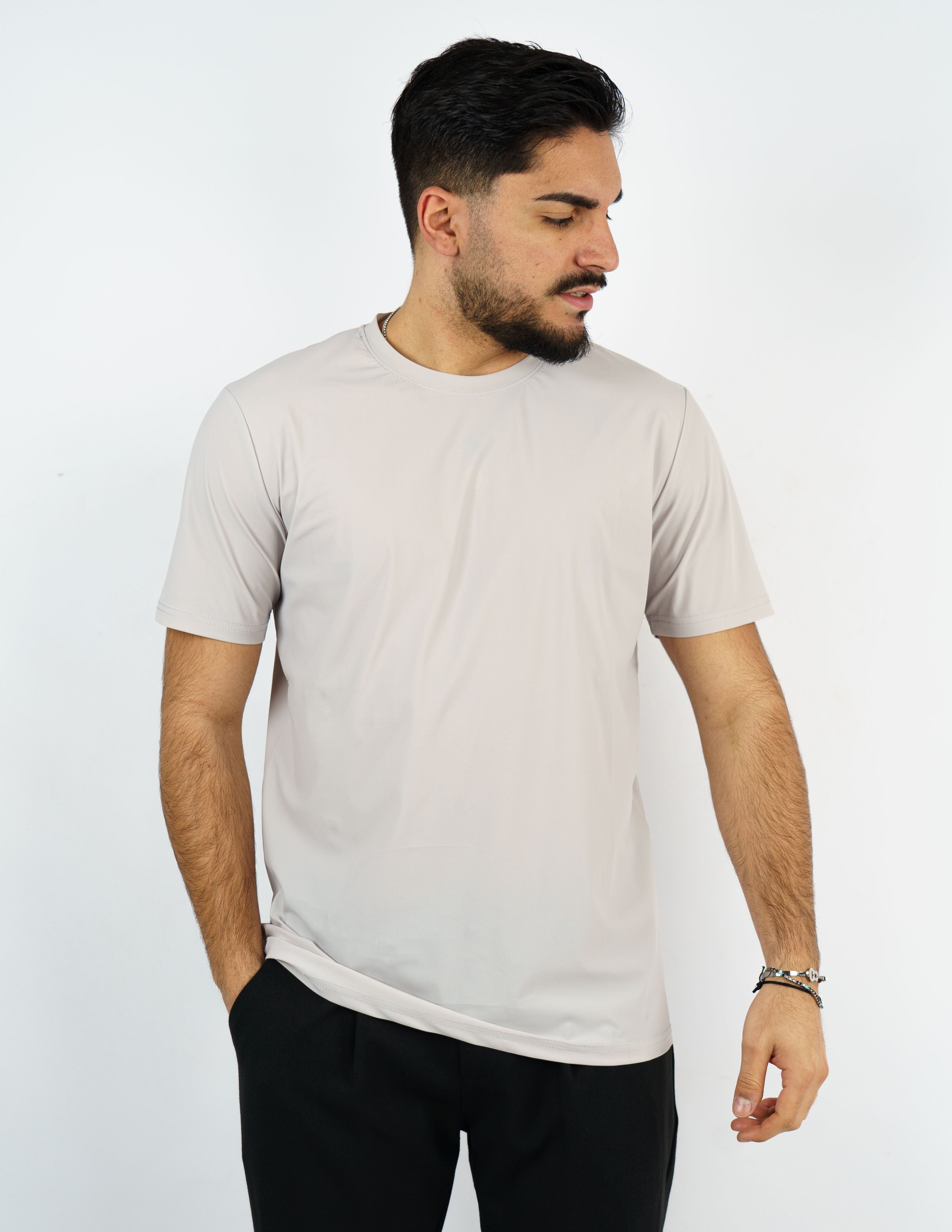 T-SHIRT UOMO EXTRA LIGHT TESSUTO "NO STIRO"
