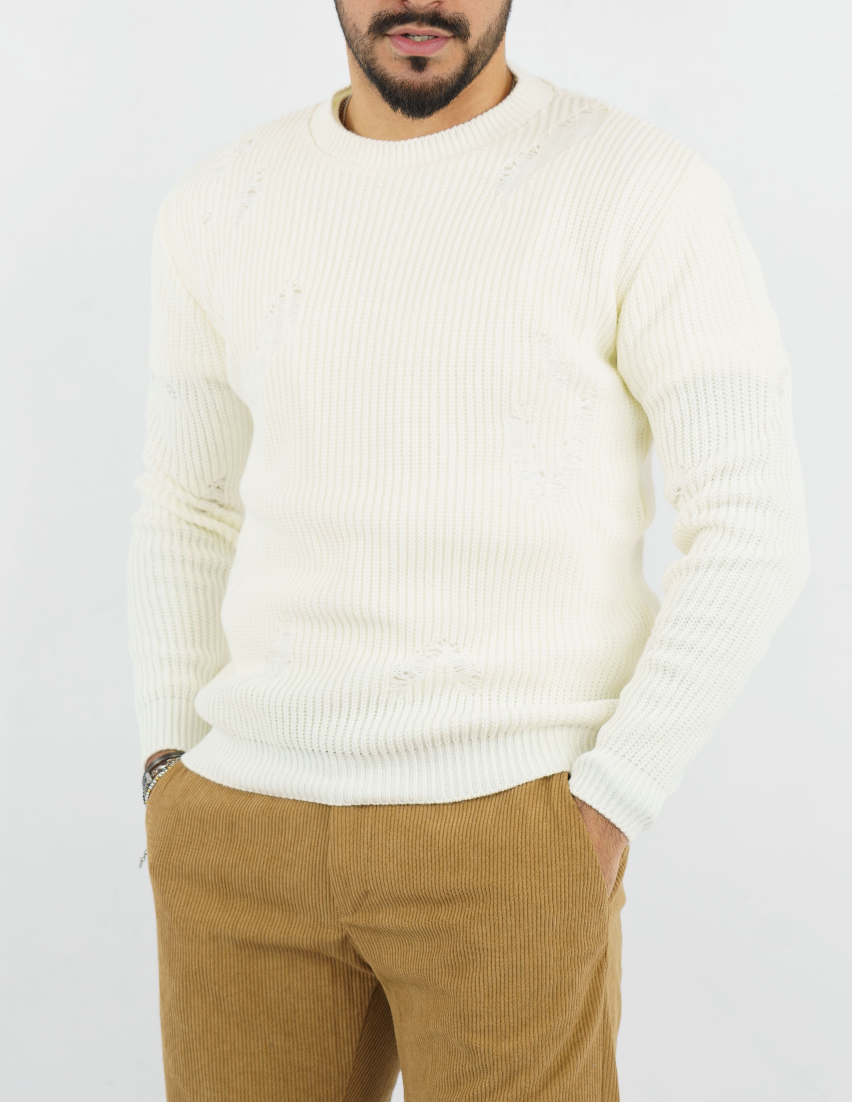 maglione uomo girocollo strutturato con rotture