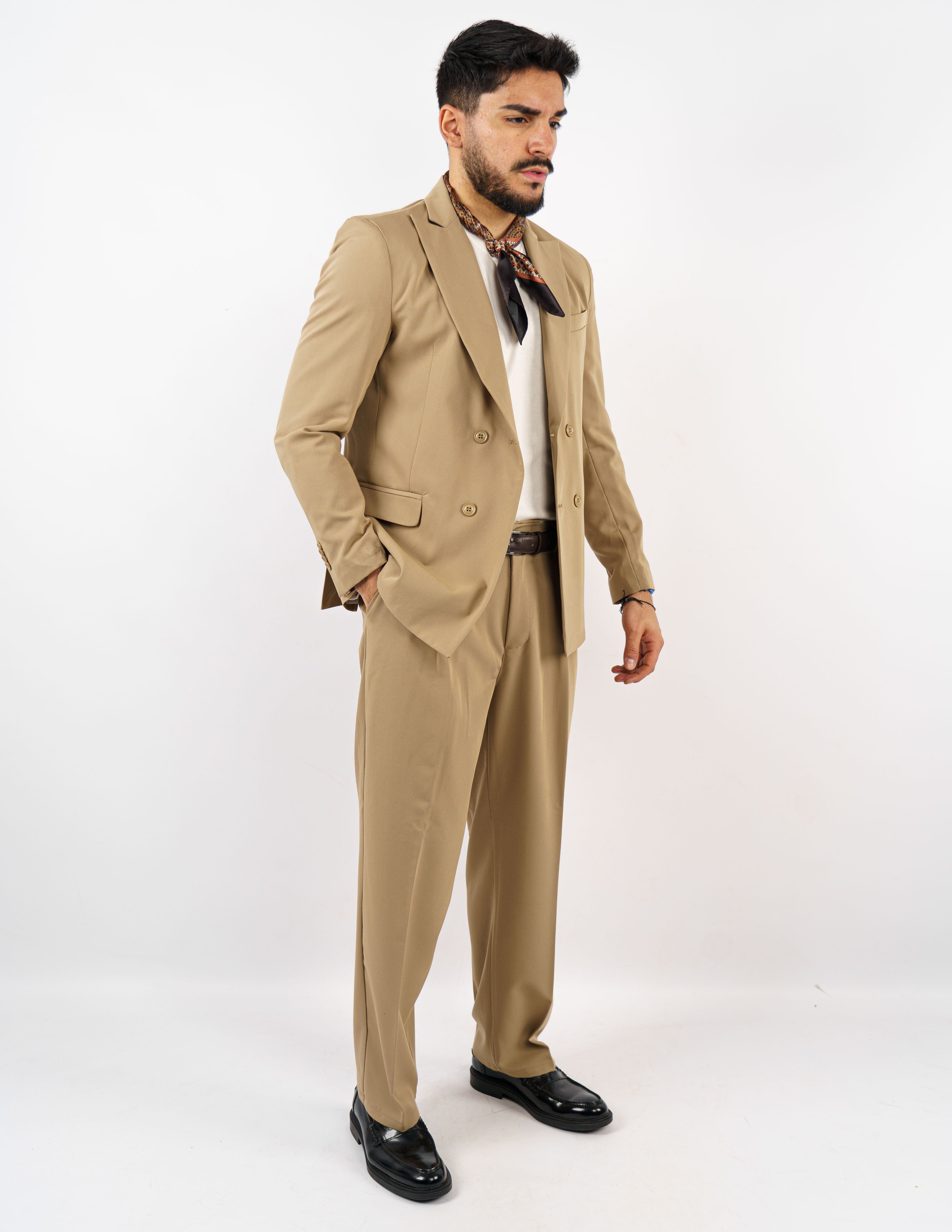 abito doppiopetto con pantalone fondo largo