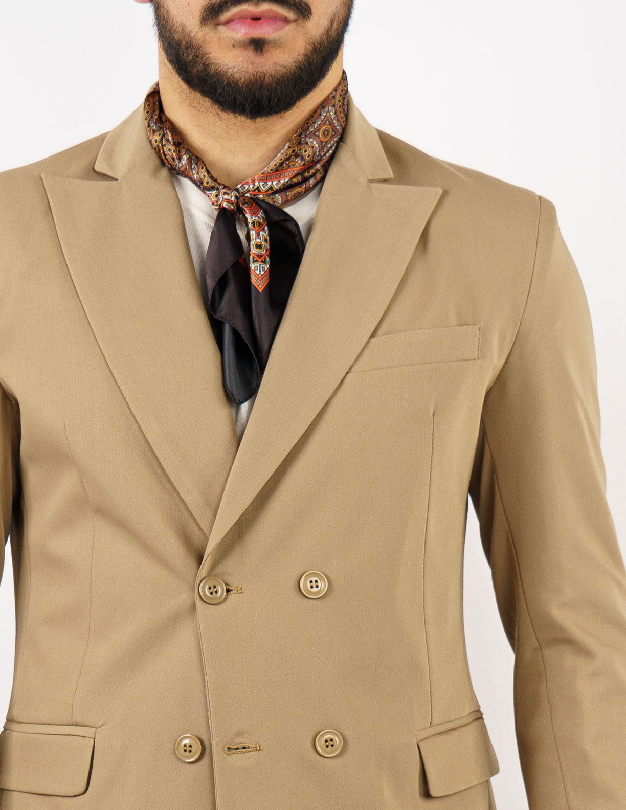 abito doppiopetto con pantalone fondo largo