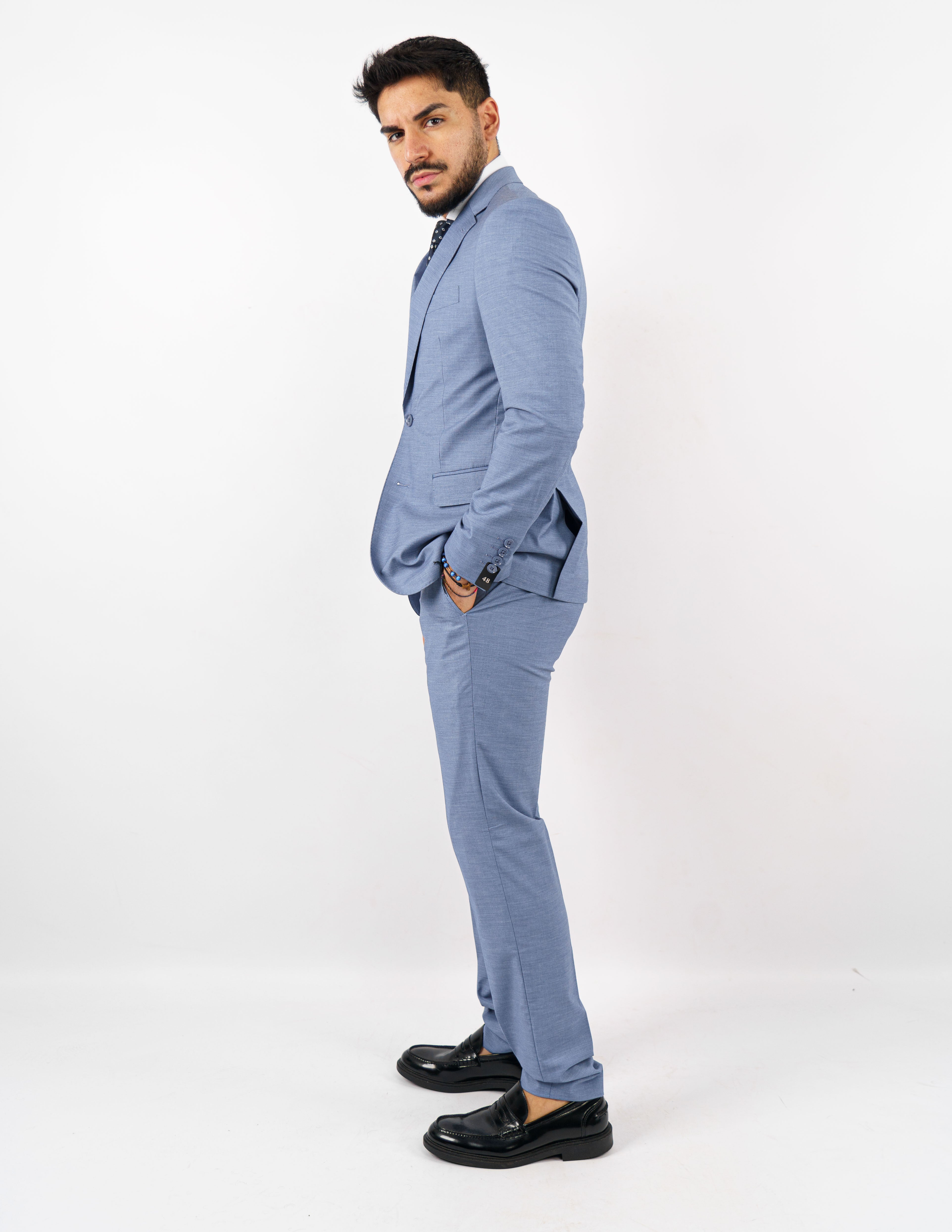 abito monopetto elegante slim