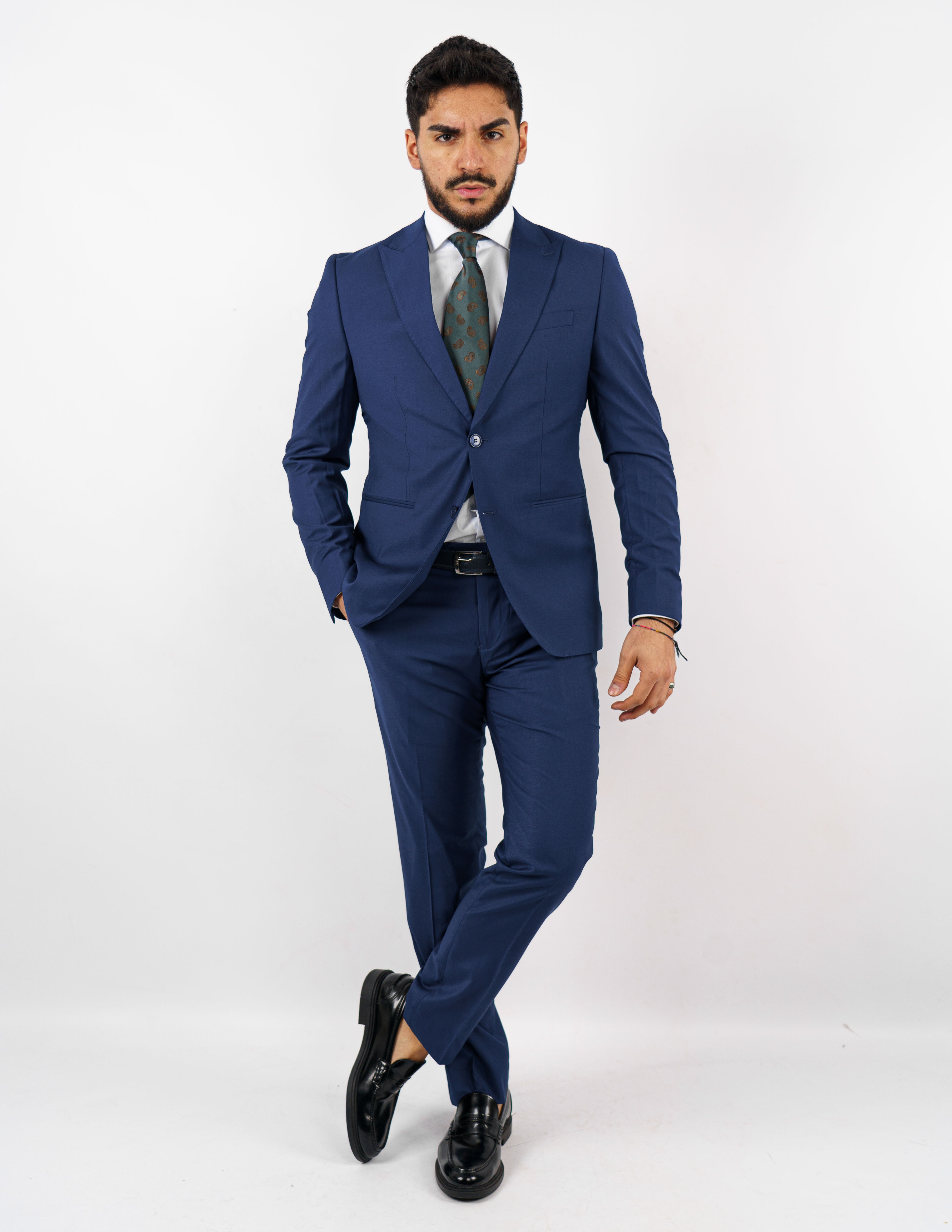 abito monopetto elegante slim