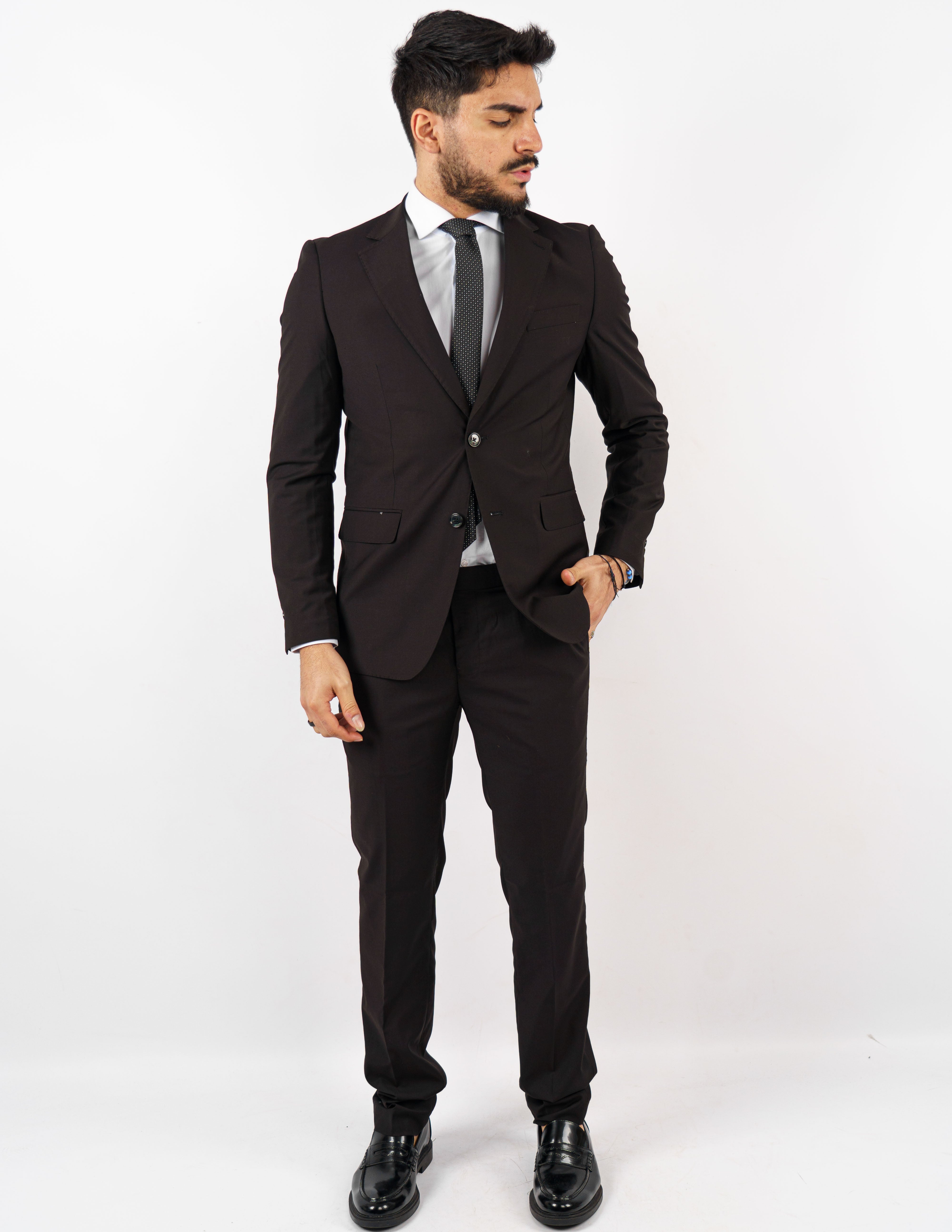 abito monopetto elegante slim