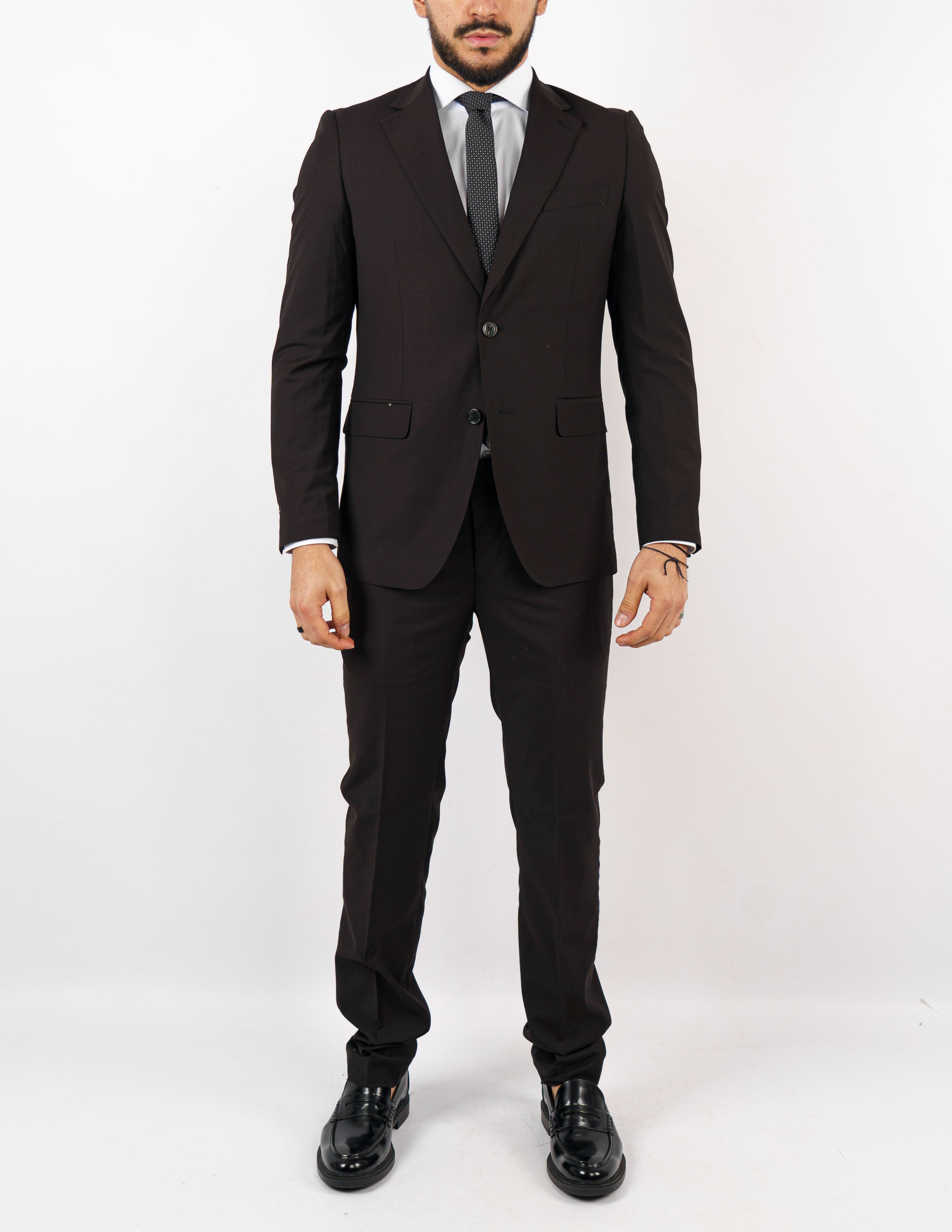 abito monopetto elegante slim