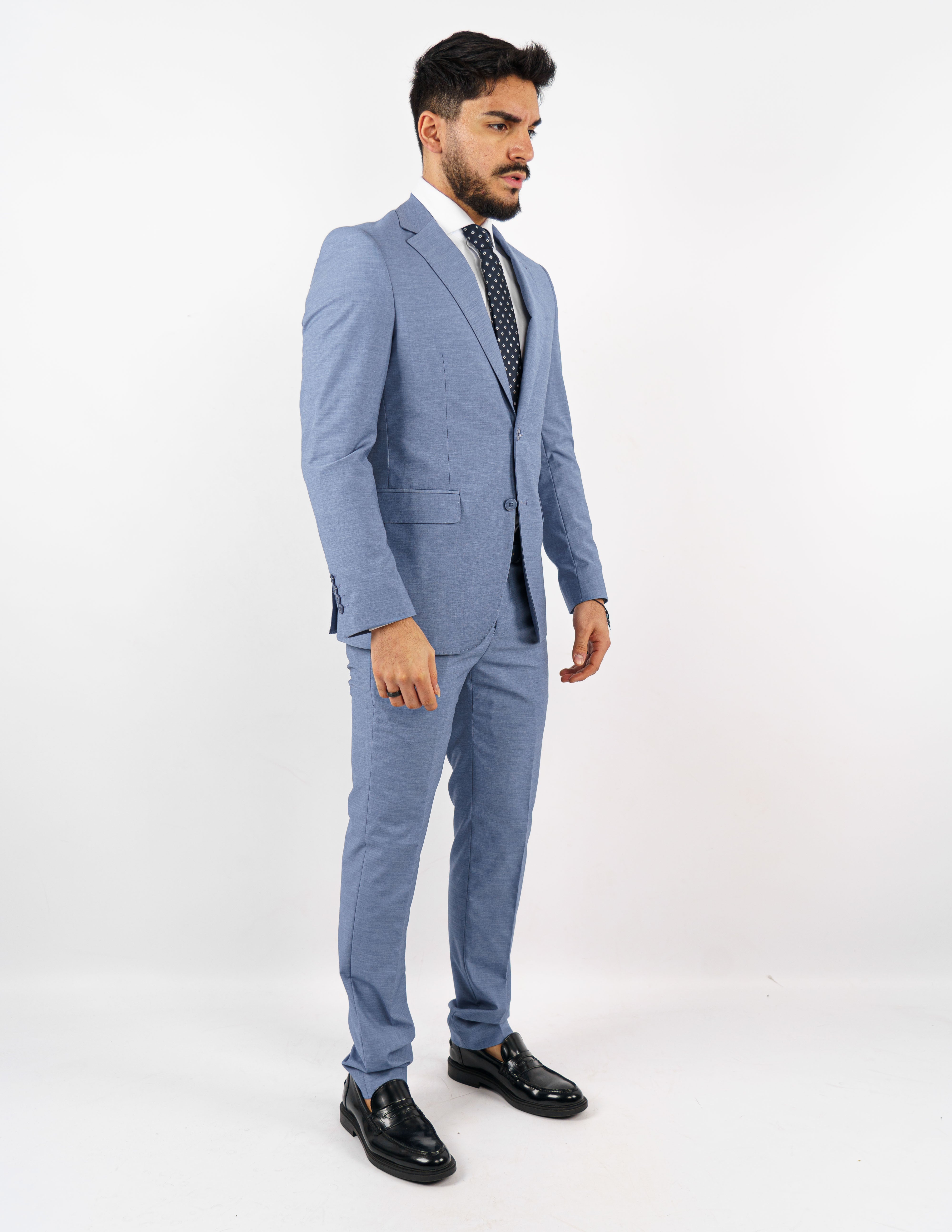 abito monopetto elegante slim