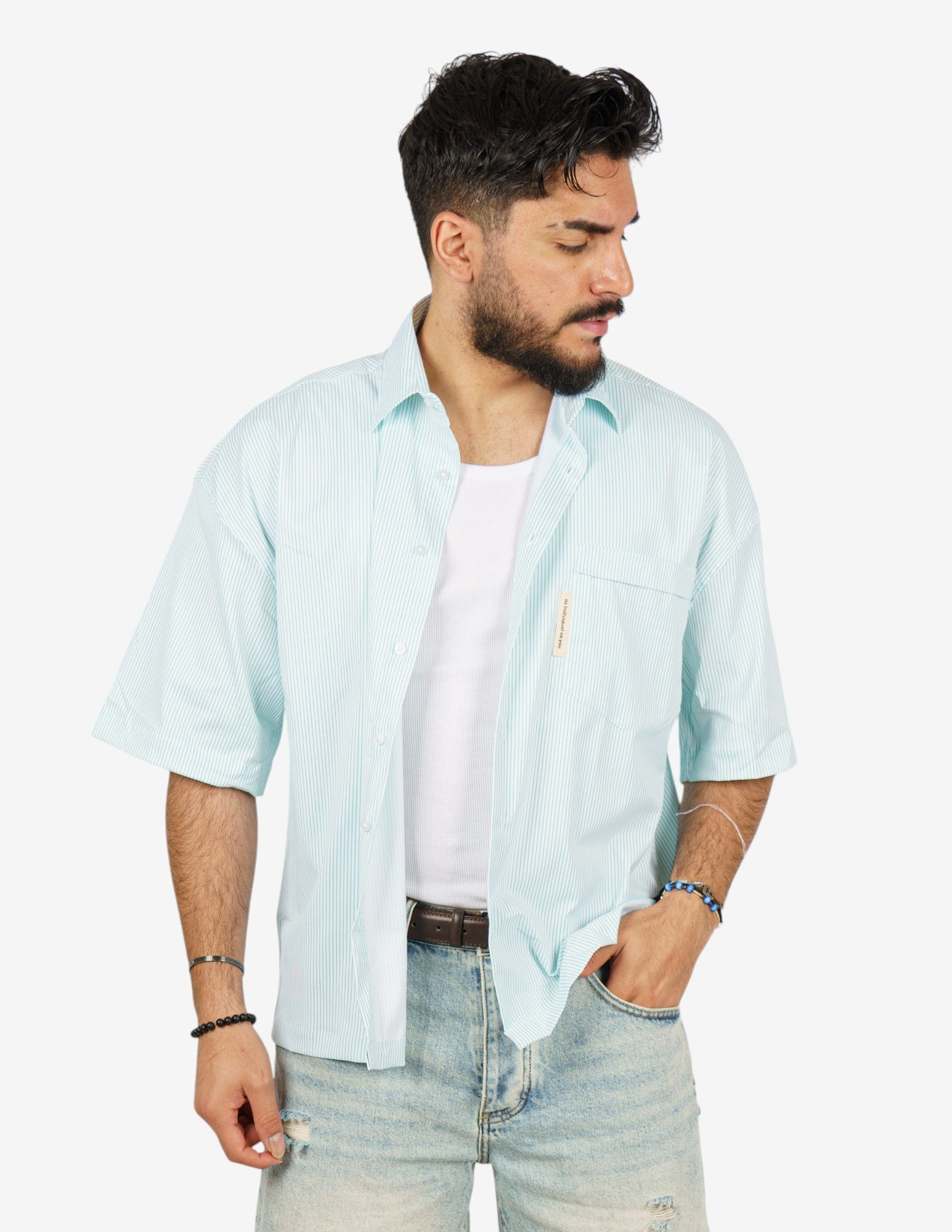 camicia cropped rigata con taschino