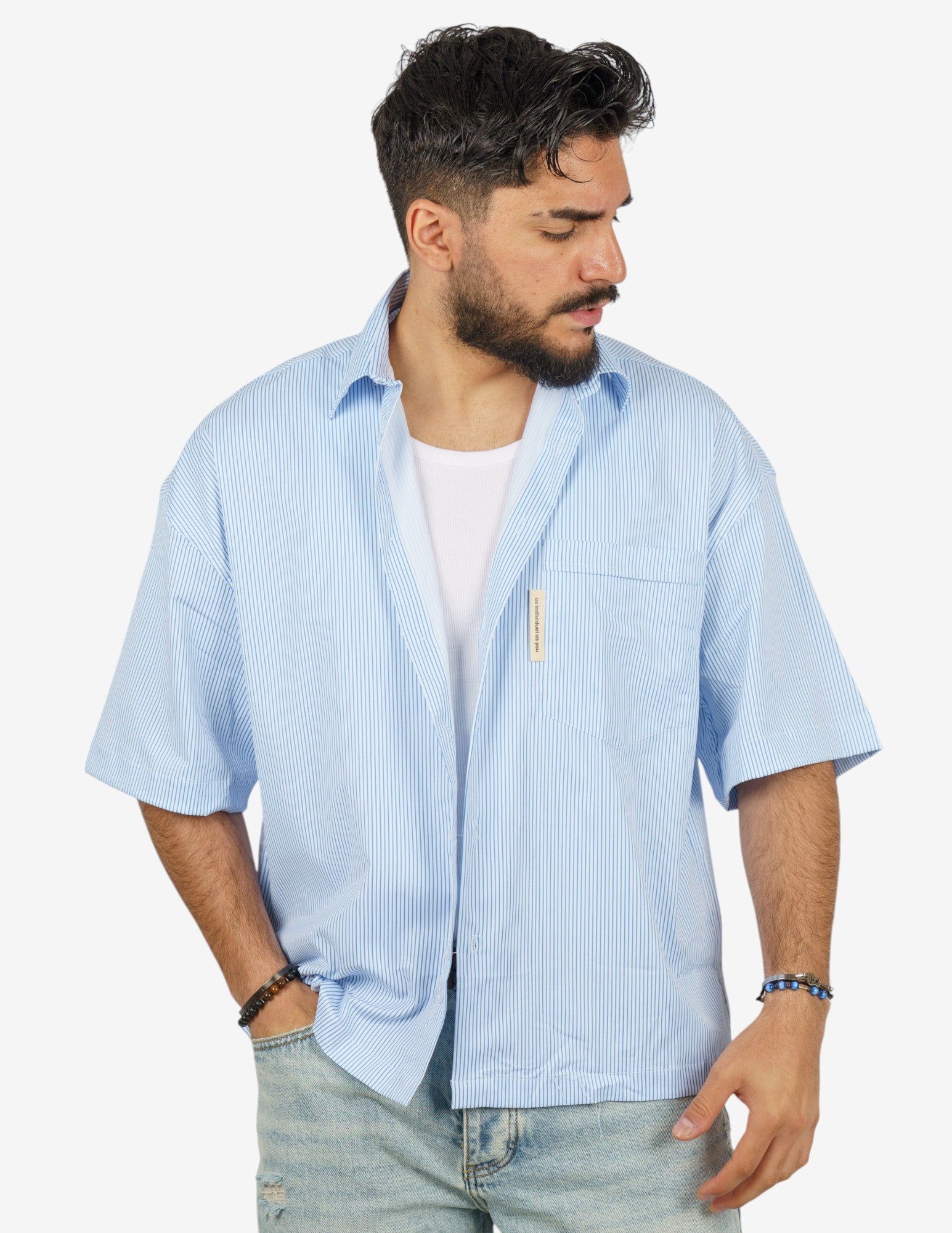 camicia cropped rigata con taschino