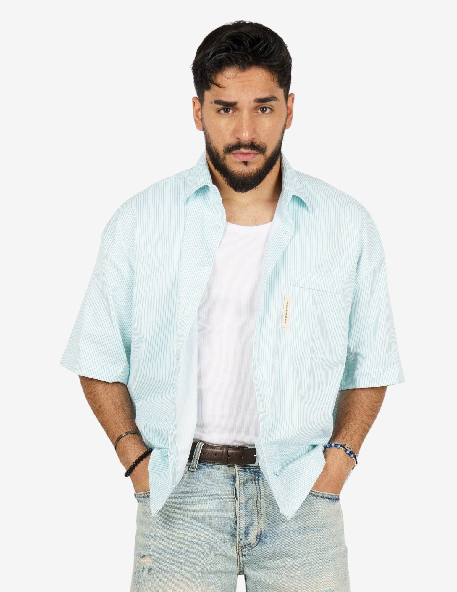 camicia cropped rigata con taschino