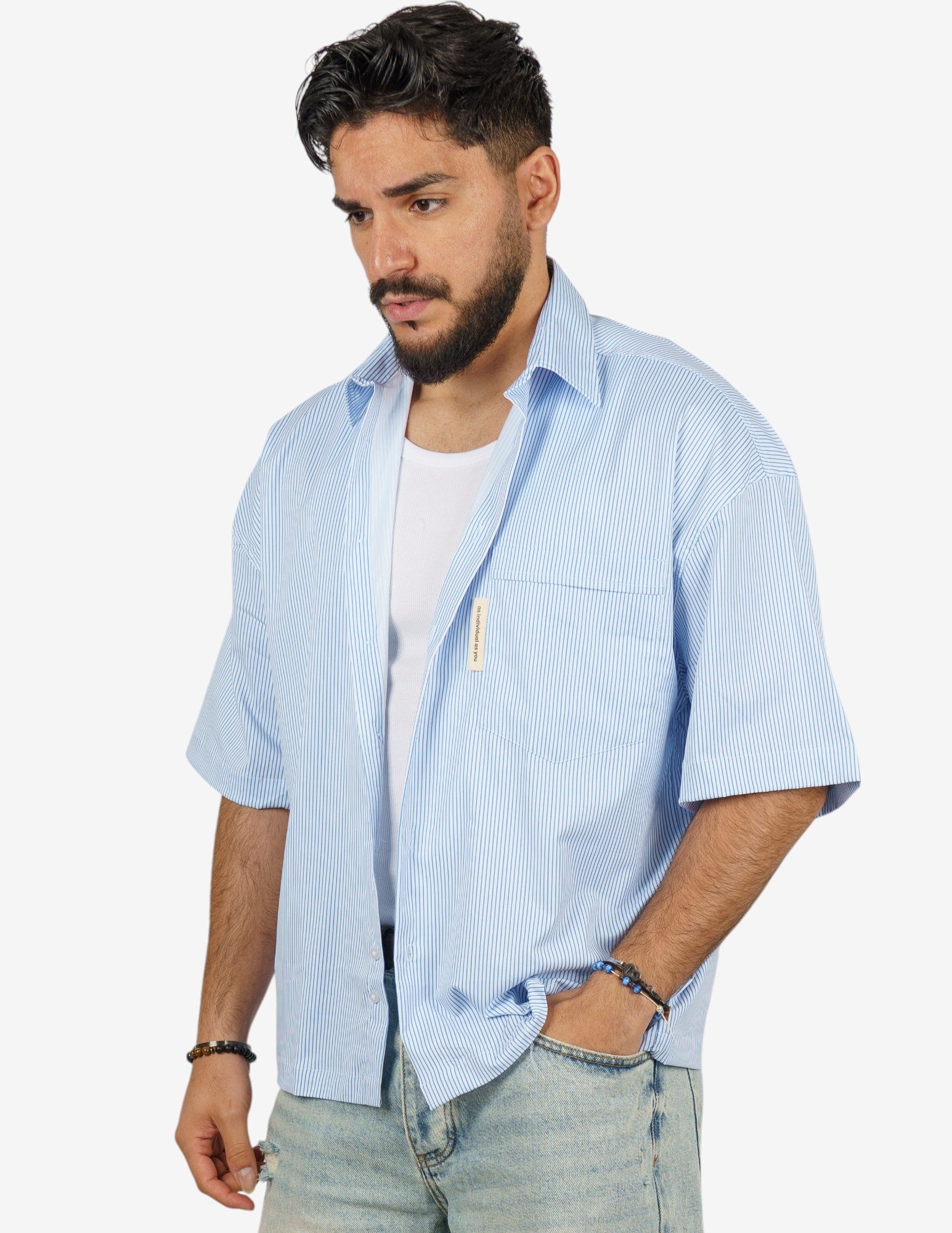 camicia cropped rigata con taschino